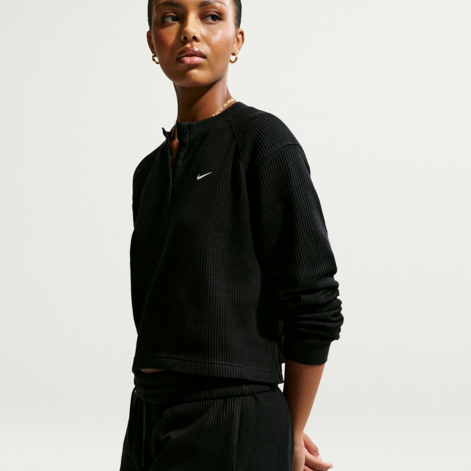 Nike Women’s Sportswear Chill Waffle Loose Mid‑Rise Shorts - view number 5