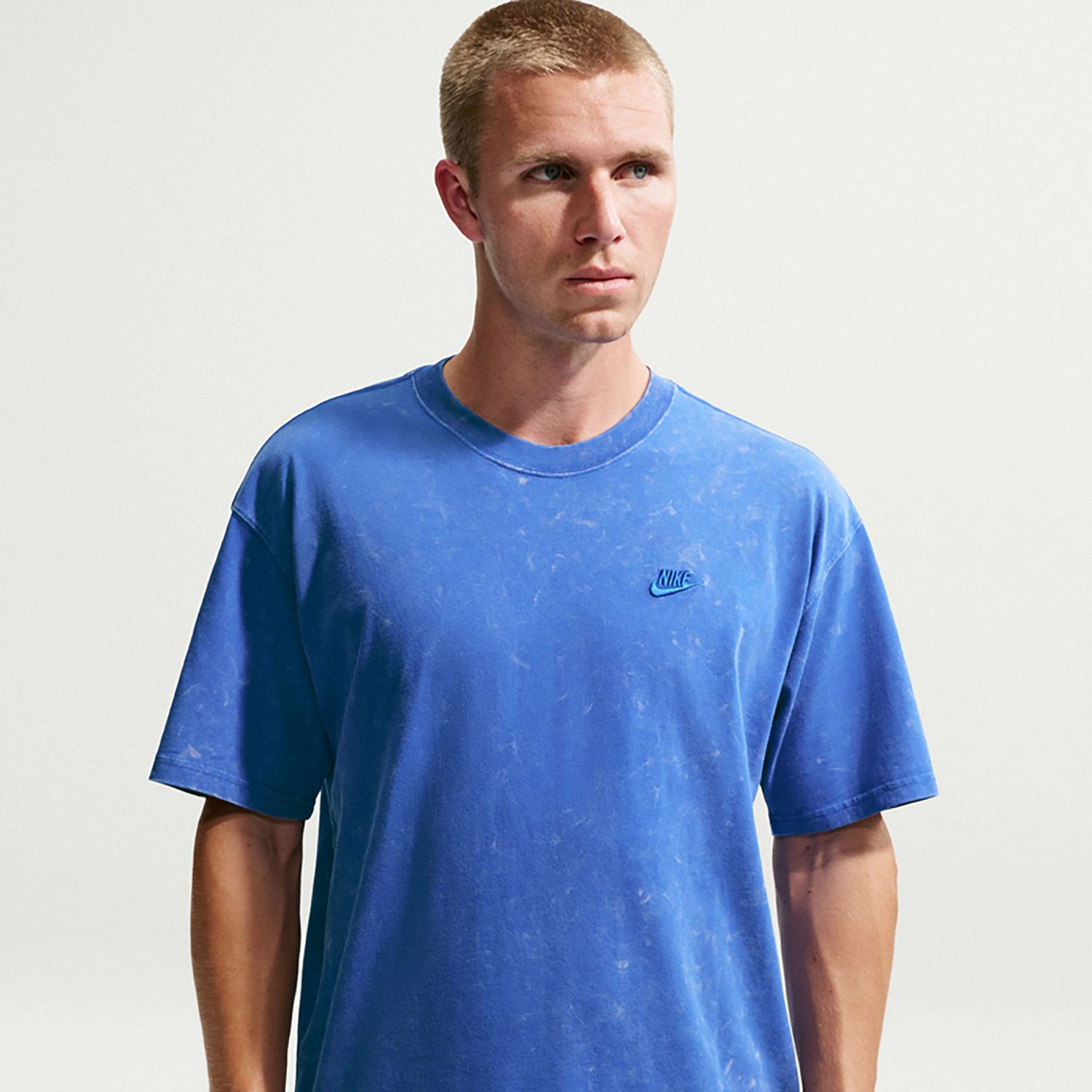 Nike Sportswear Men’s Vintage‑Washed Short Sleeve T‑Shirt - view number 3