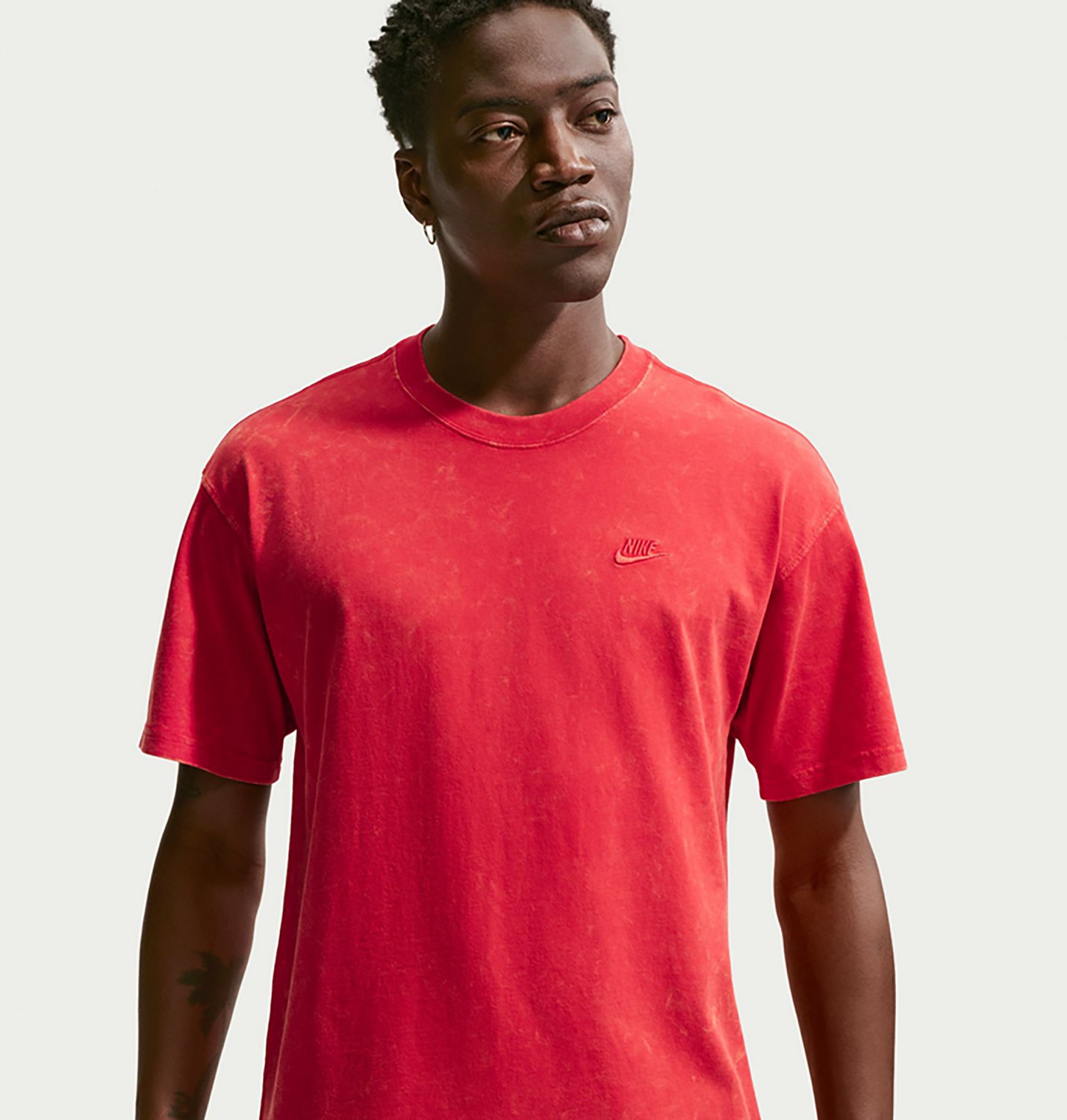 Nike Sportswear Men’s Vintage‑Washed Short Sleeve T‑Shirt - view number 3