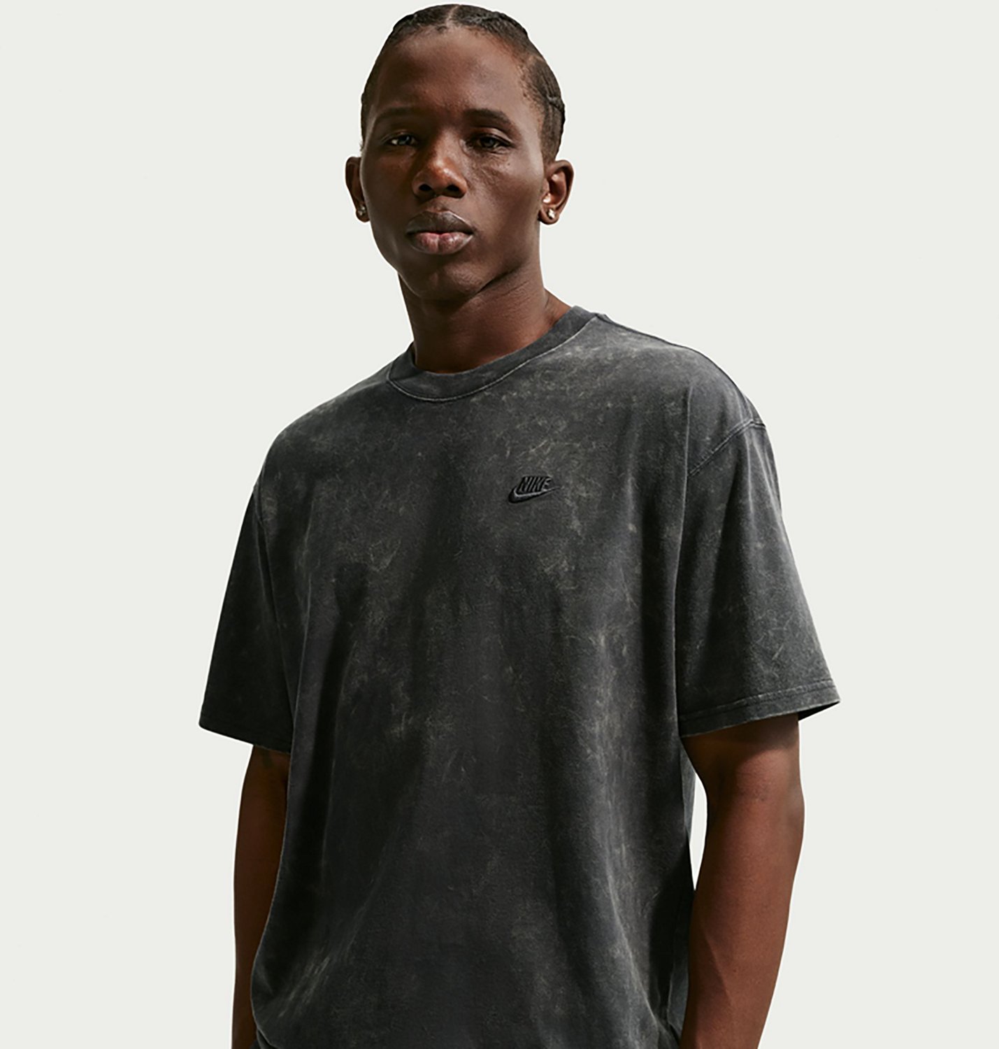 Nike Sportswear Men’s Vintage‑Washed Short Sleeve T‑Shirt - view number 3