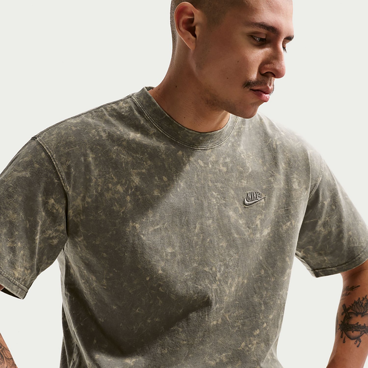 Nike Sportswear Men’s Vintage‑Washed Short Sleeve T‑Shirt - view number 3