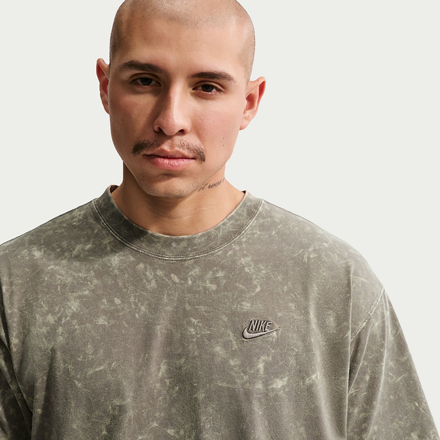 Nike Sportswear Men’s Vintage‑Washed Short Sleeve T‑Shirt - view number 5