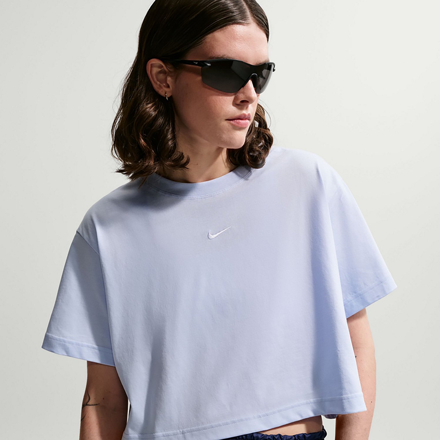 Nike Women's Nike Sportswear Classic Crop Short Sleeve T-shirt - view number 3