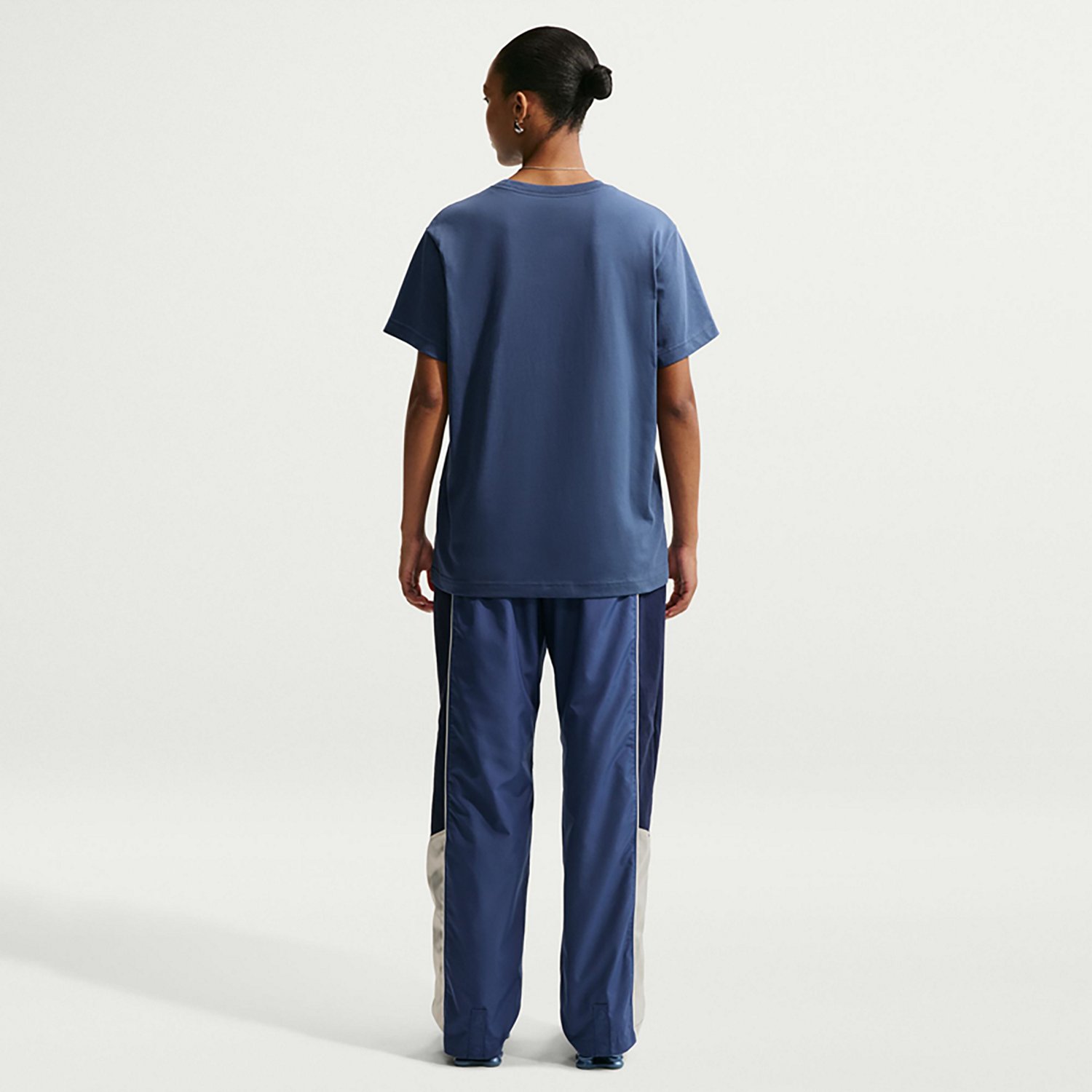 Nike Women's Nike Sportswear Classic Short Sleeve T-shirt - view number 2