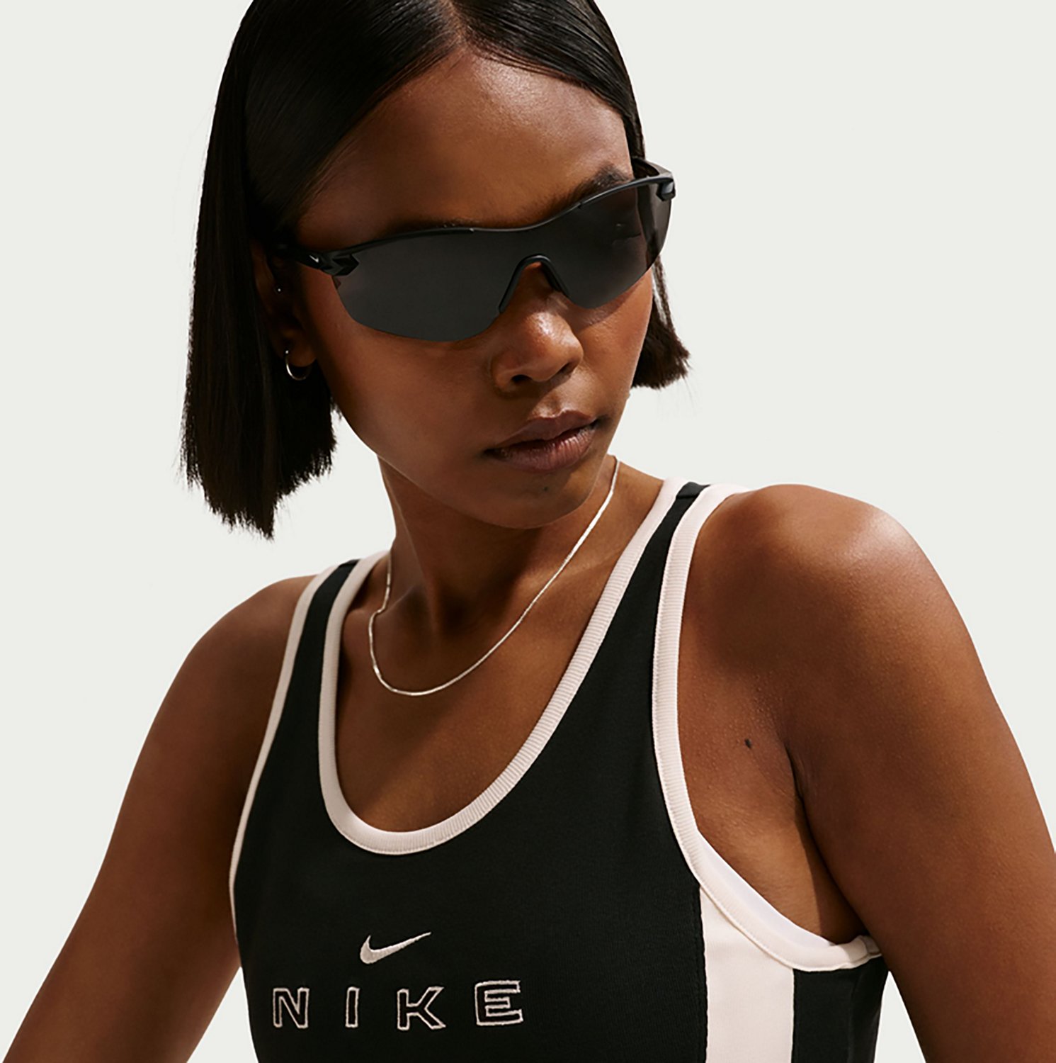 Nike Sportswear Women’s Tight Graphic Tank Top - view number 5