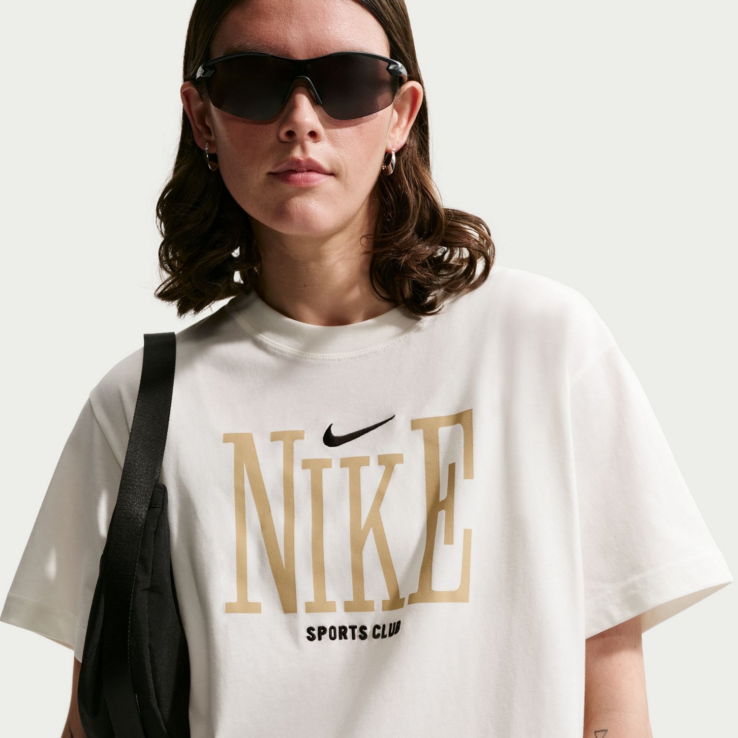Nike Women's Sportswear Classic Oversized Graphic T-shirt - view number 5