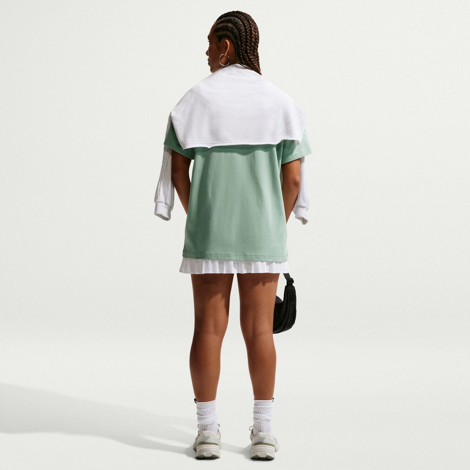 Nike Women's Sportswear Classic Oversized Graphic T-shirt - view number 2