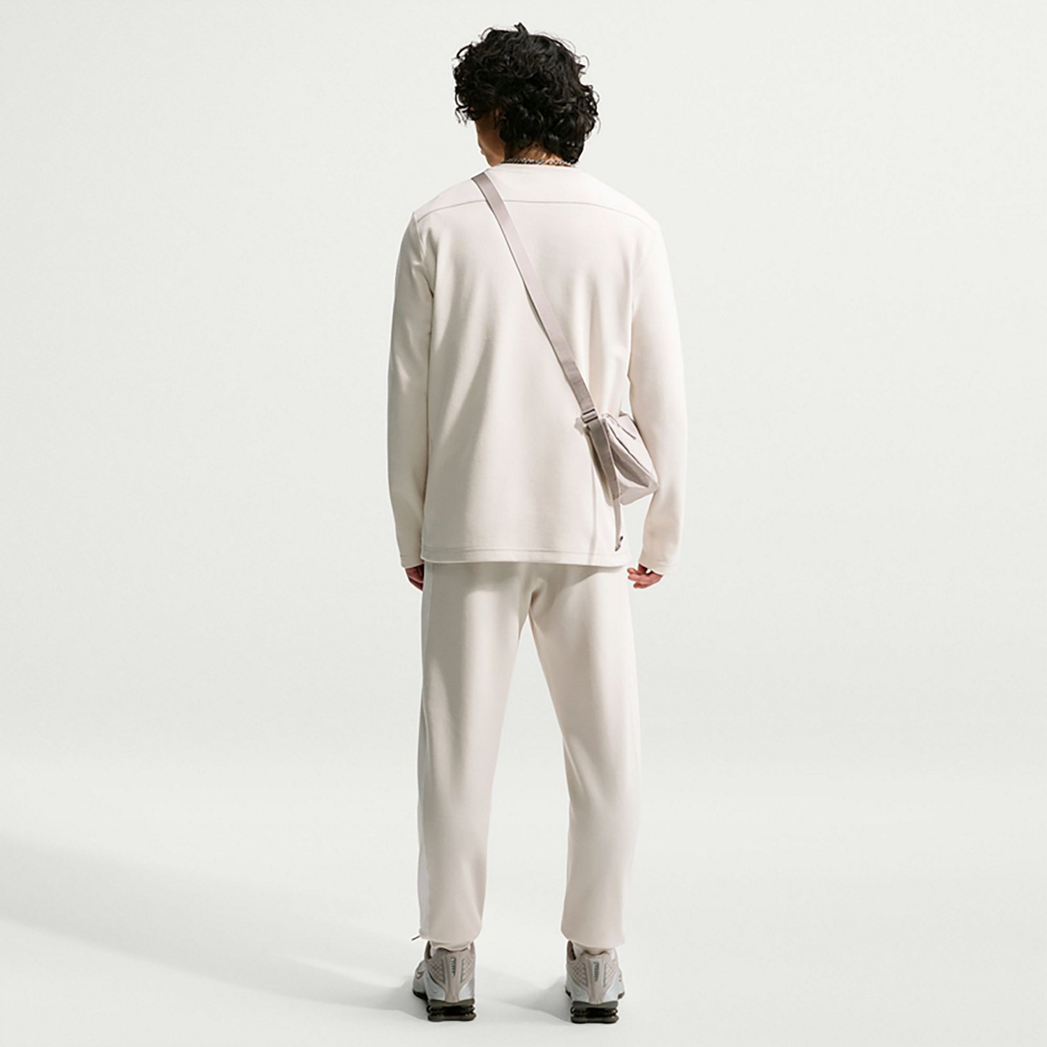 Nike Sportswear Club Men’s Varsity Joggers - view number 2