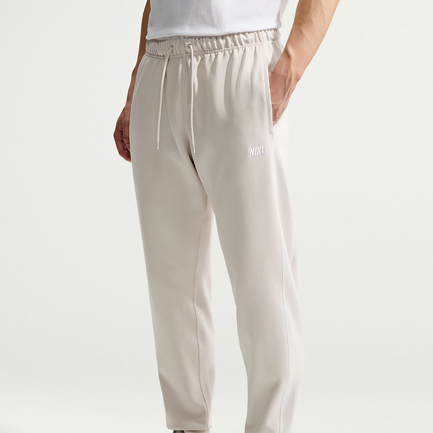 Nike Sportswear Club Men’s Varsity Joggers - view number 3