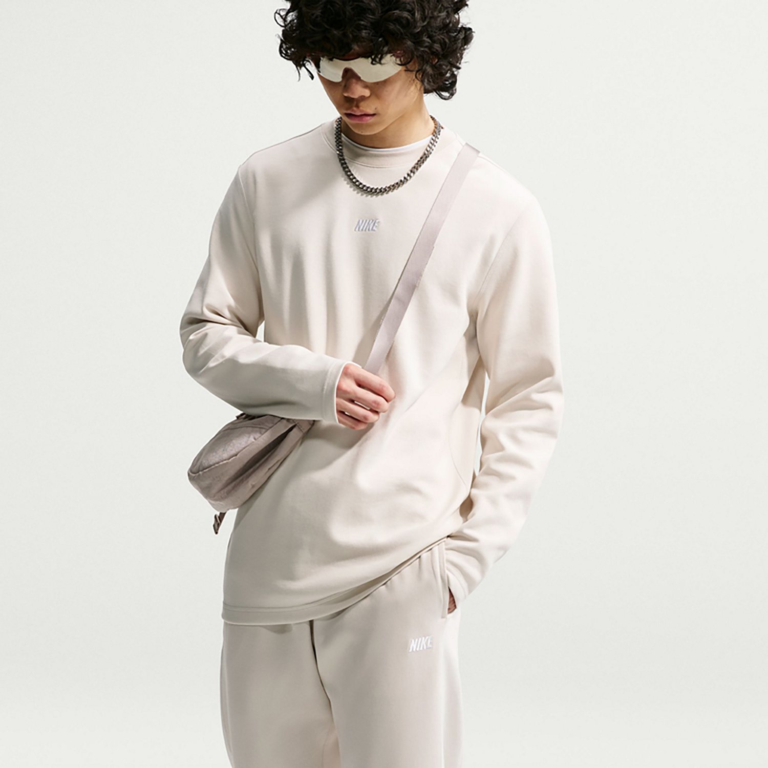 Nike Sportswear Club Men’s Varsity Joggers - view number 5