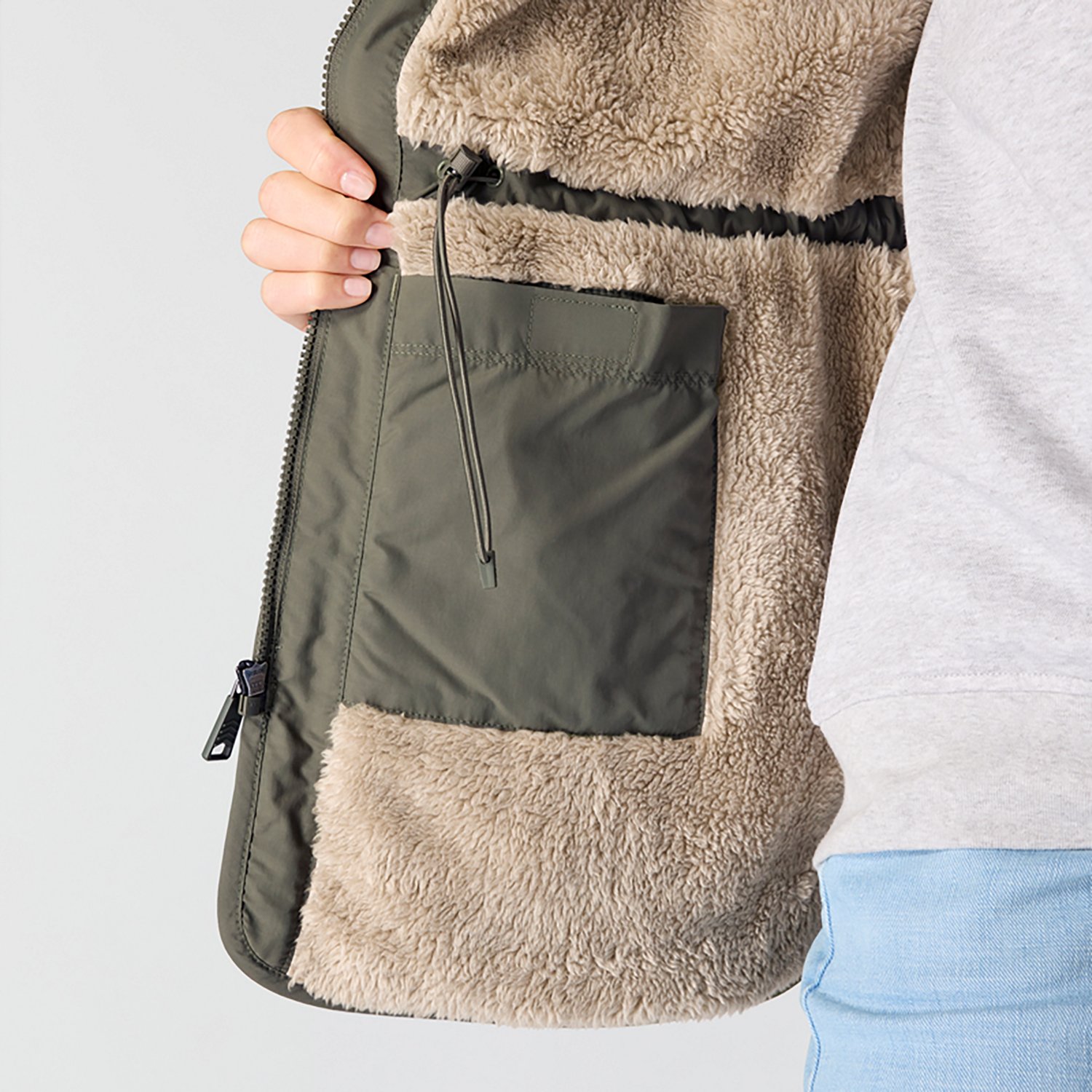 Carhartt Women’s Rain Defender® Relaxed Fit Lightweight Insulated Mock‑Neck Vest - view number 3
