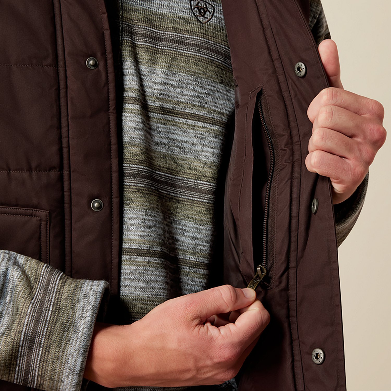 Ariat Men's Western Quilted Vest - view number 3