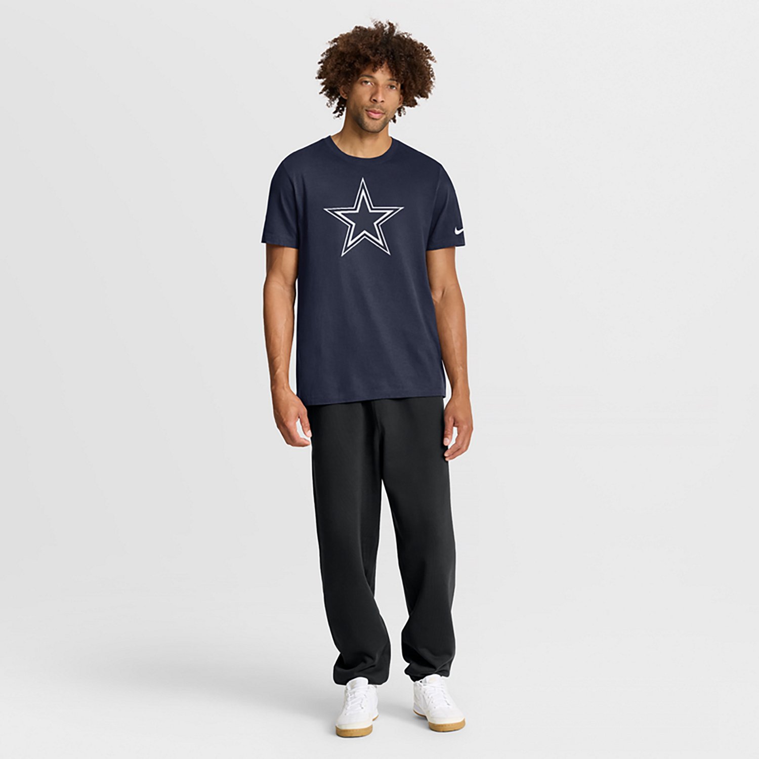 Nike Men's Dallas Cowboys Logo Essentials Graphic T-shirt