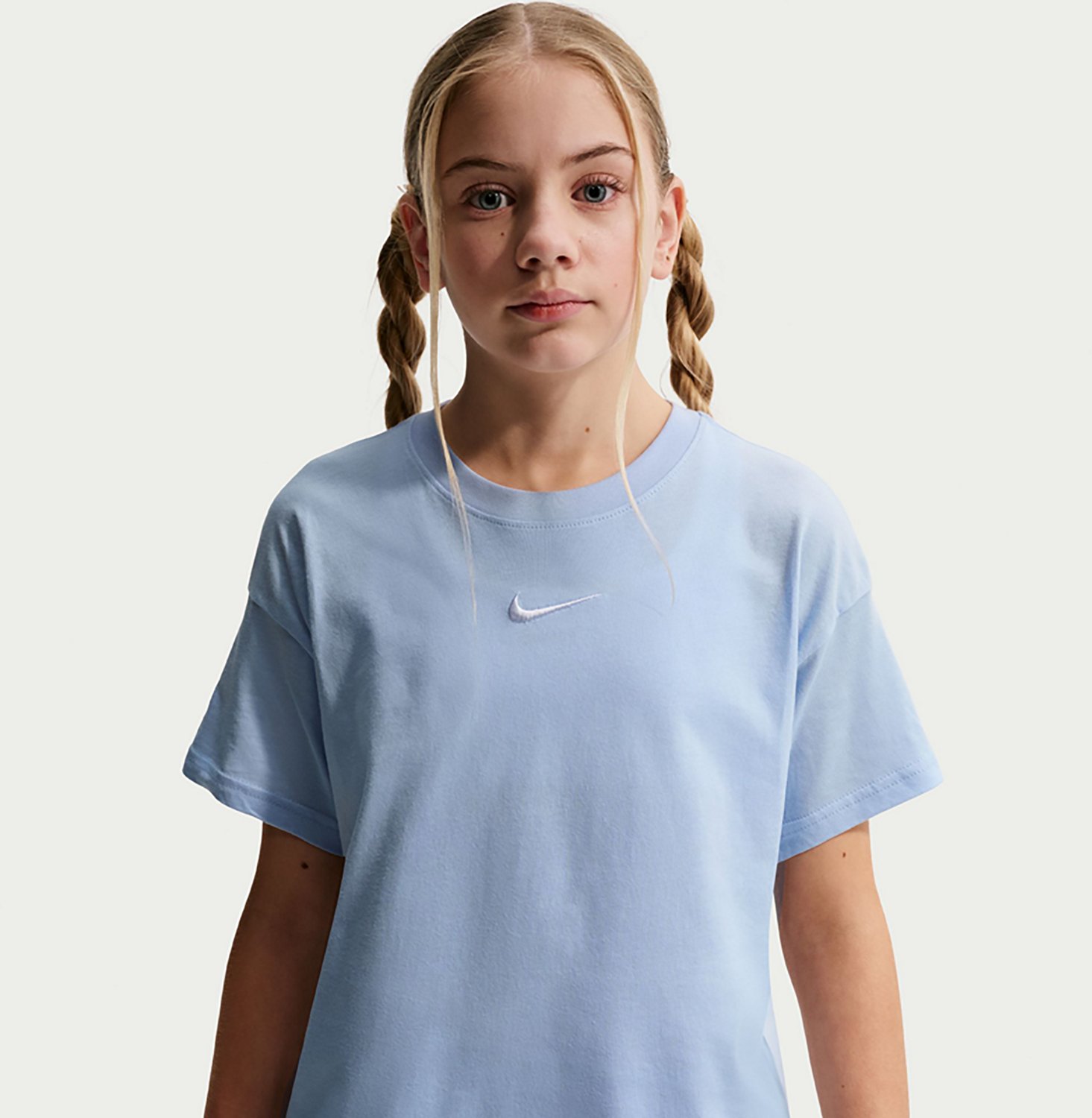 Nike Girls' Sportswear Boyfriend Essential Tee LBR - view number 3