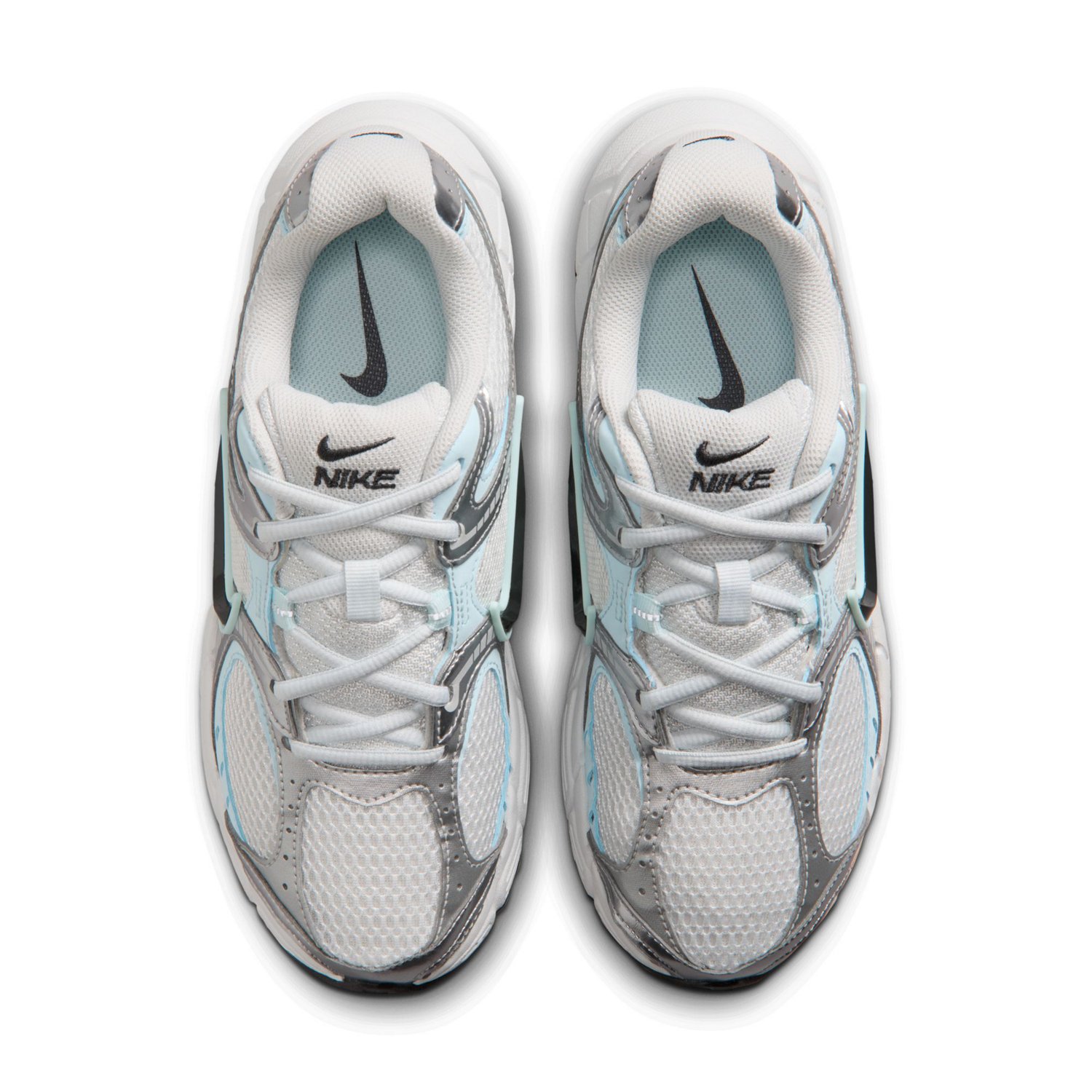 Nike Women's V5 Runner Shoes - view number 4