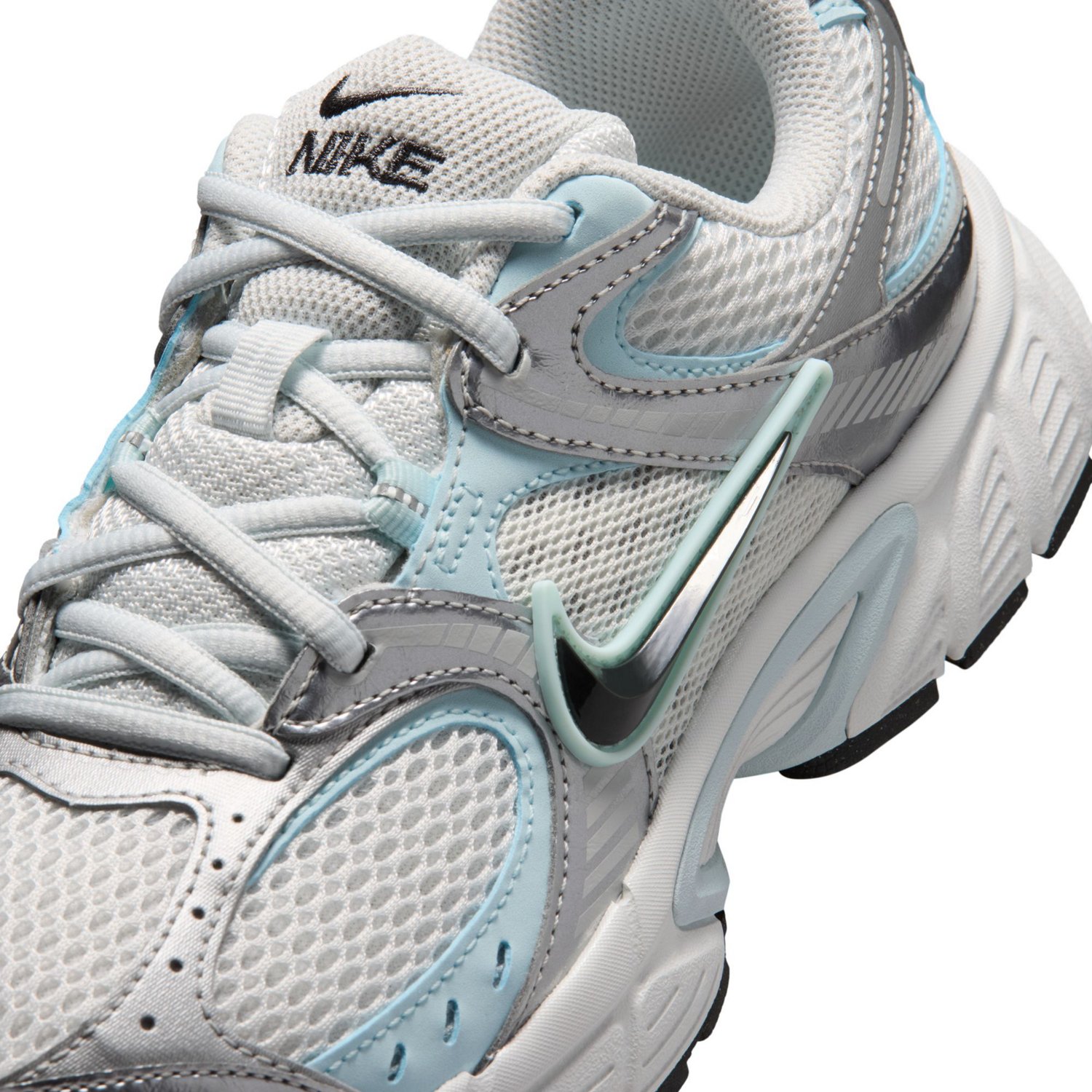 Nike Women's V5 Runner Shoes - view number 7