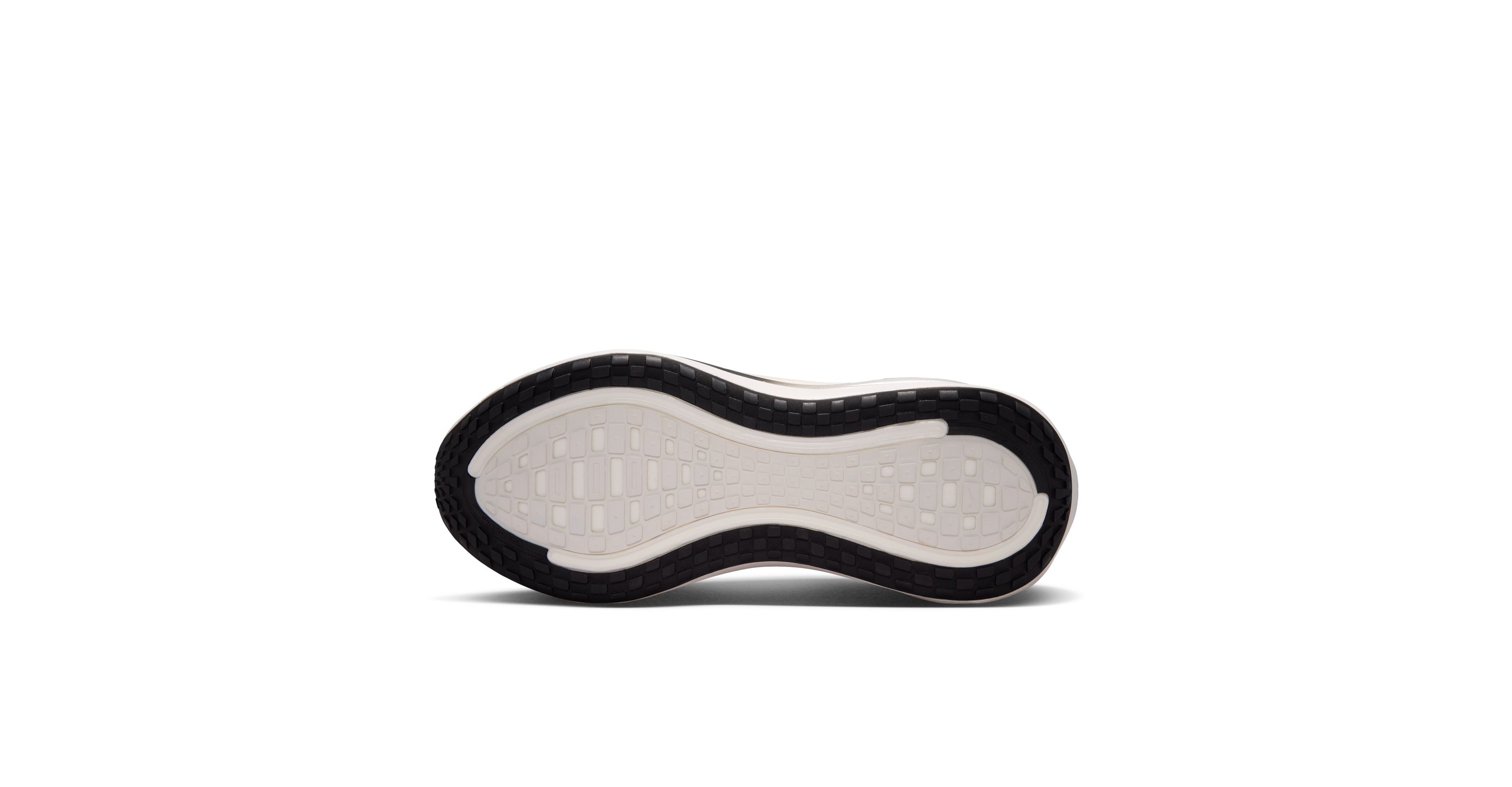 Nike Women's Vomero Plus Running Shoes