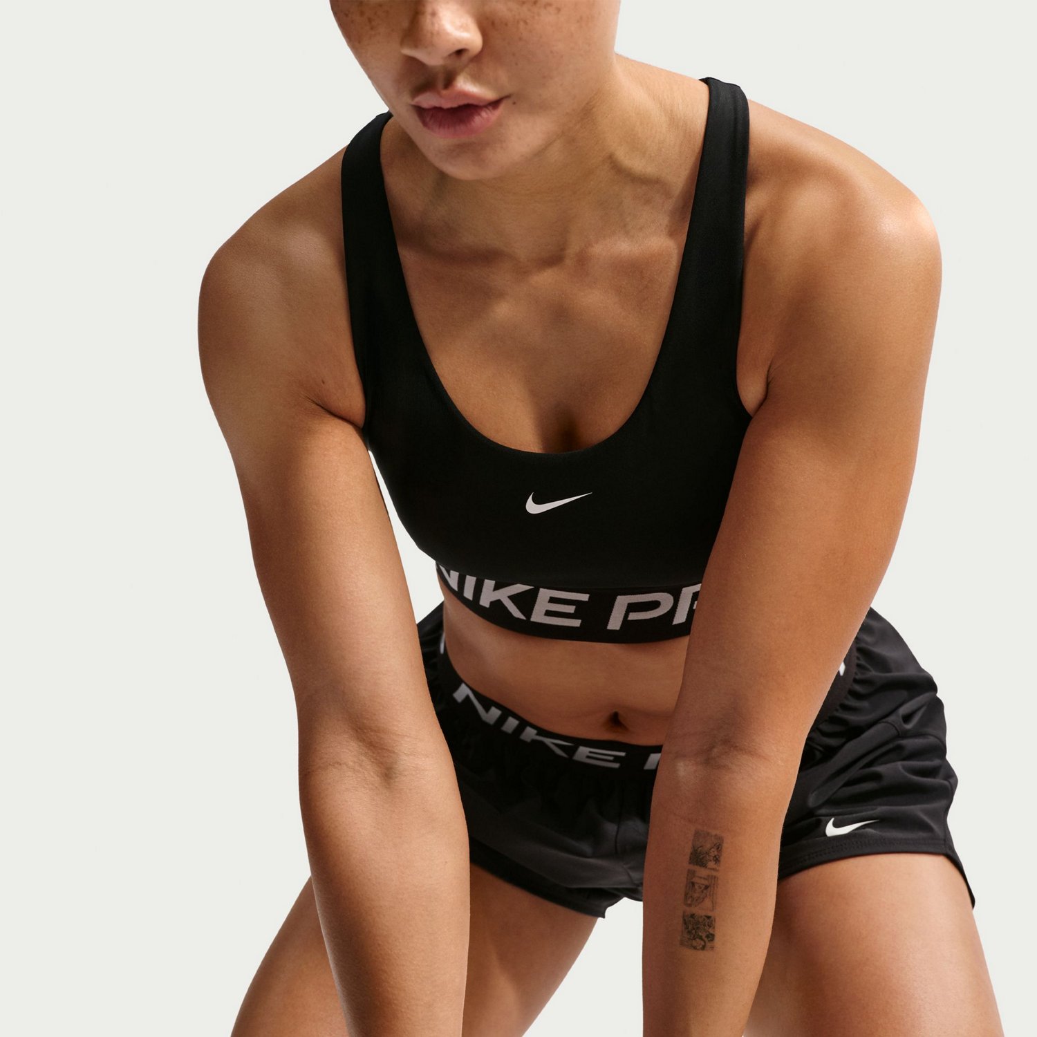 Nike Women's Pro 365 Non-Padded Light Support Sports Bra - view number 5