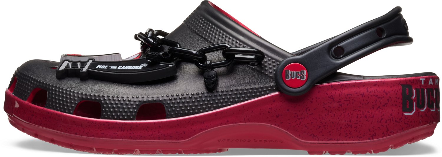 Crocs Adults' Tampa Bay Buccaneers Classic Clogs