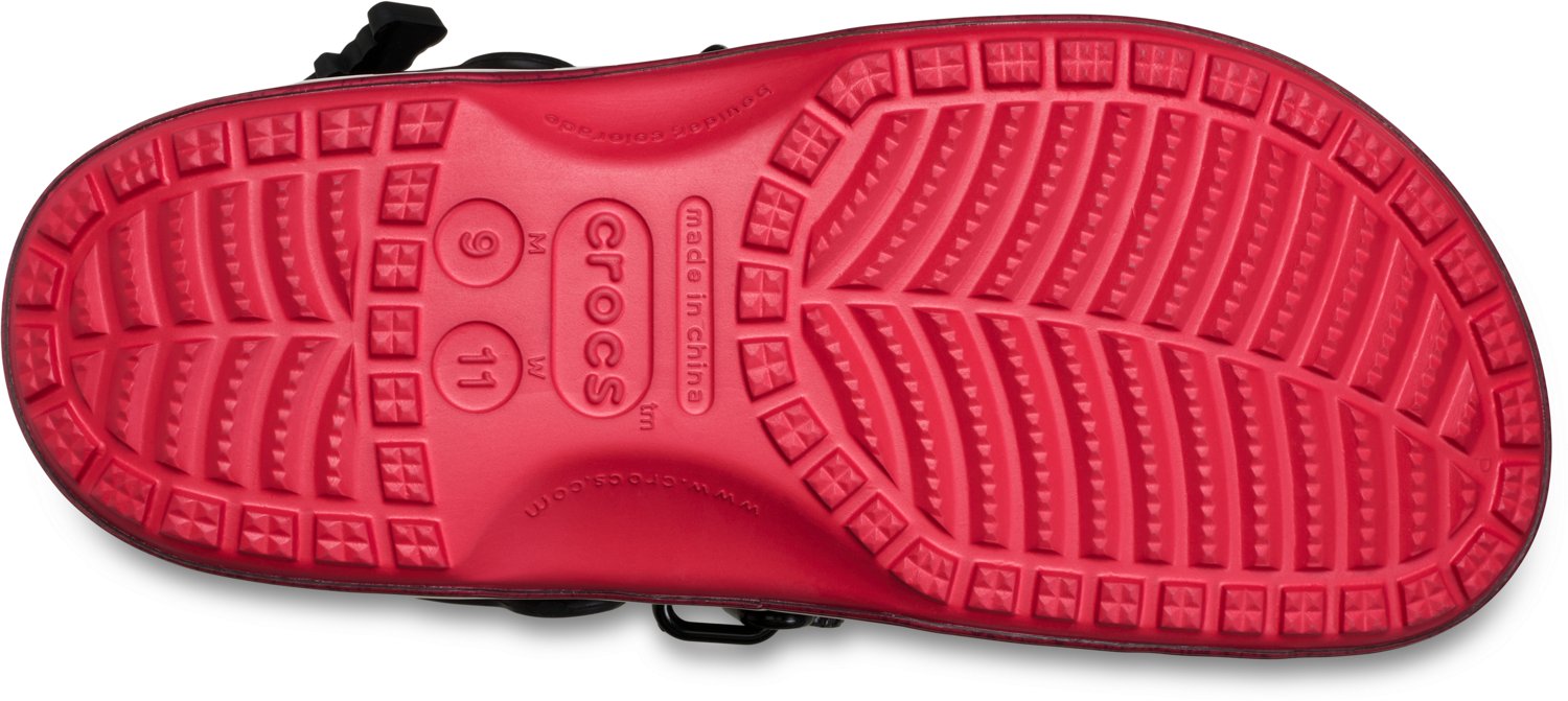 Crocs Adults' Tampa Bay Buccaneers Classic Clogs