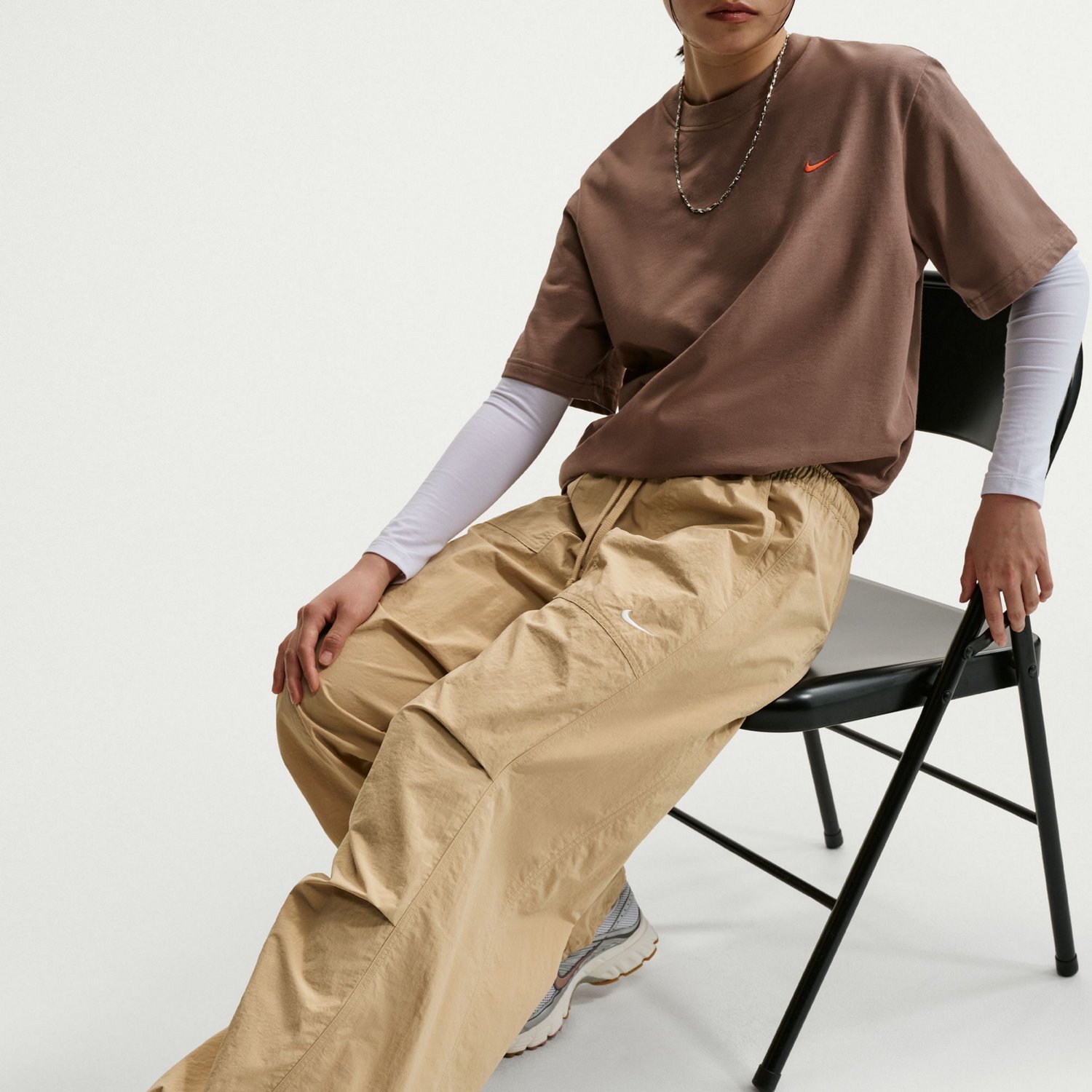 Nike Women's Sportswear Loose Mid-Rise Structured Pants - view number 5
