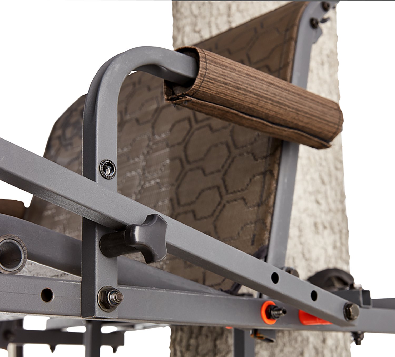 Game Winner 18 Foot 1 Man Hunting Platform Ladder Stand - view number 4