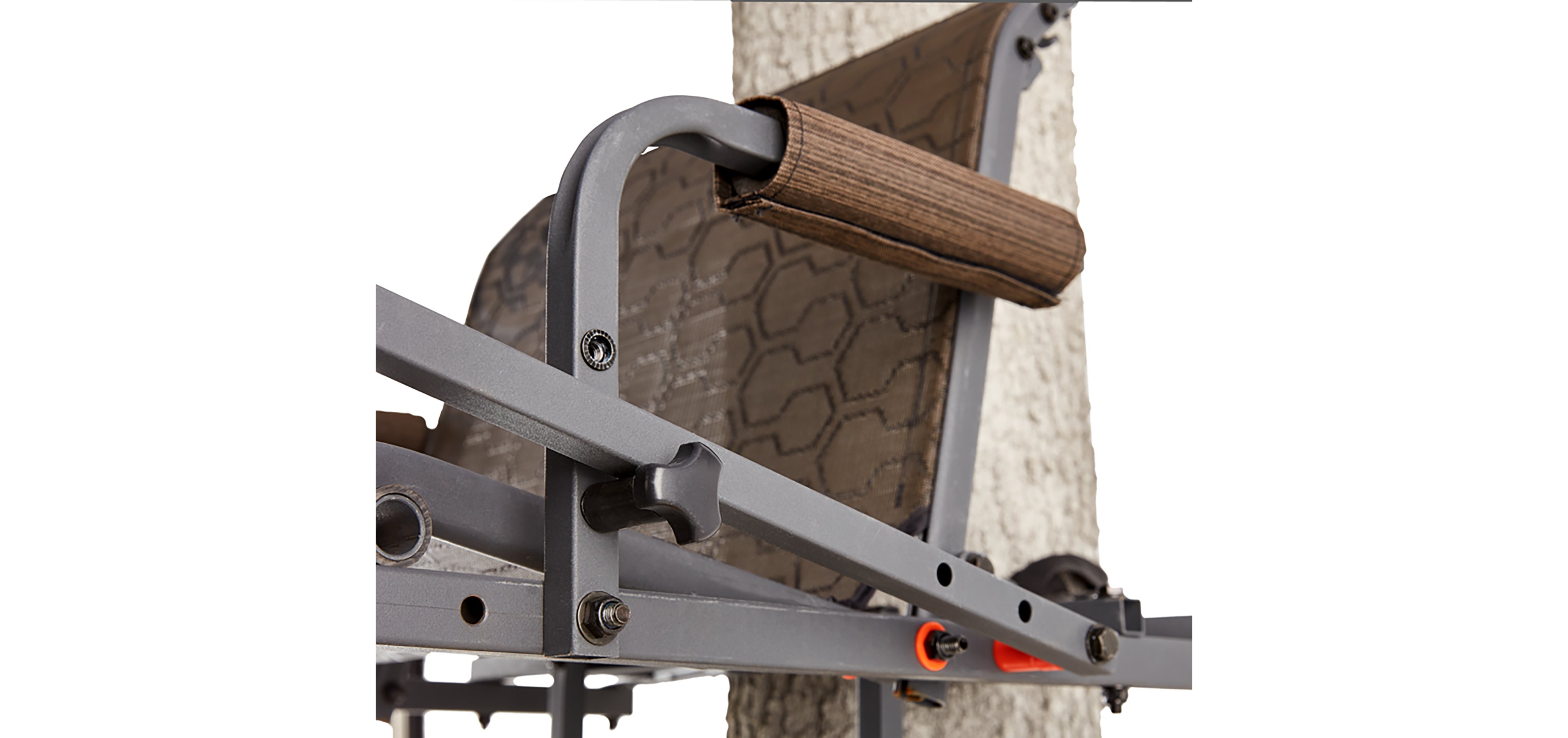 Game Winner 18 Foot 1 Man Hunting Platform Ladder Stand