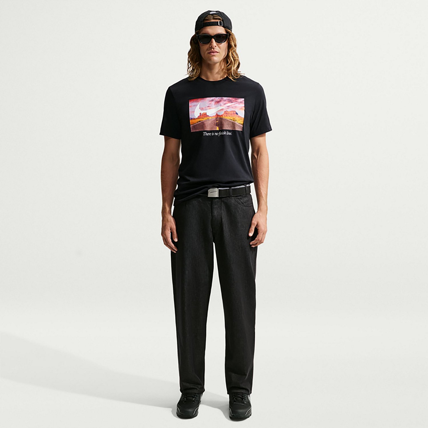 Nike Men's Sportswear Club Photo T-shirt