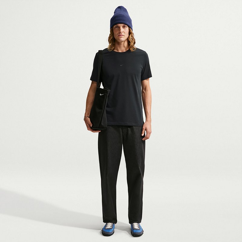 Nike Men's Crewneck T-Shirt - Black
