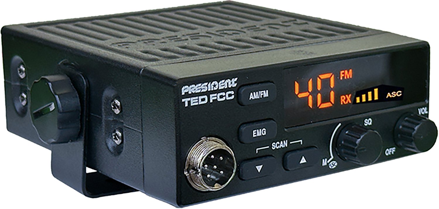 Petra President CB Radio Starter Kit with TED FCC 40-Channel 12V AM/FM CB Radio and Virginia-Fixed Magnet-Mounted Antenna - view number 3
