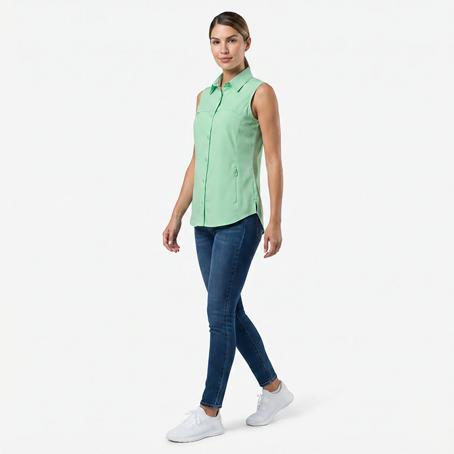 Magellan Outdoors Women's Overcast Sleeveless Fishing Shirt                                                                      - view number 2