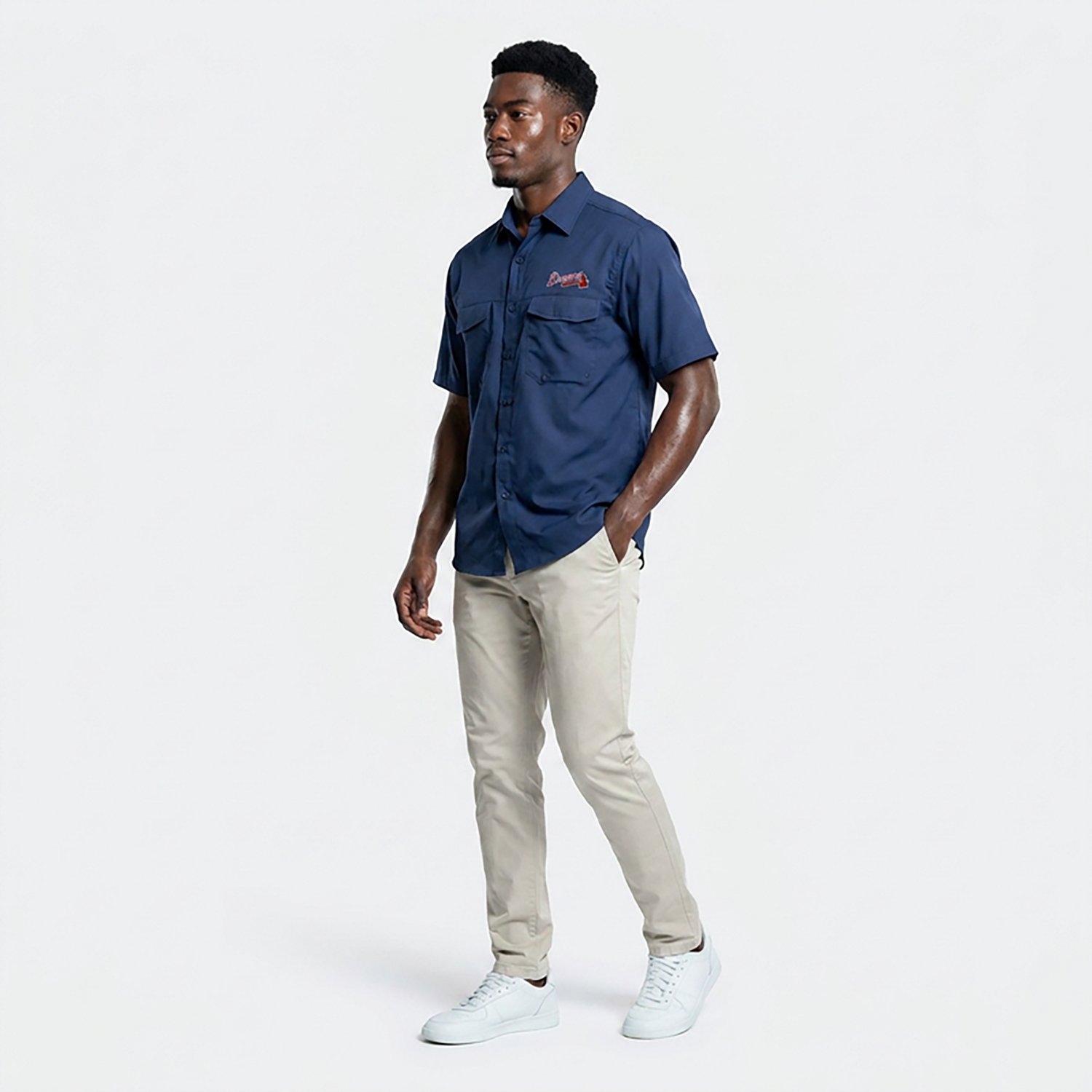 Antigua Men's Atlanta Braves Game Day Woven Fishing Shirt