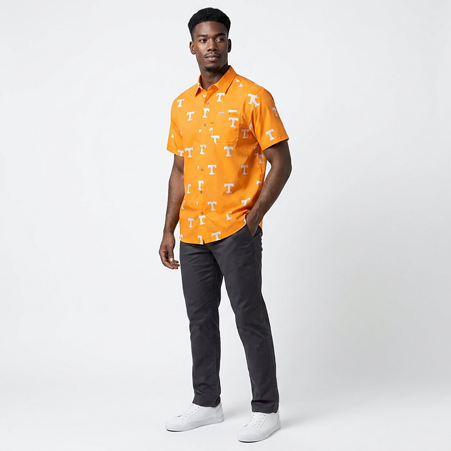 Columbia Sportswear Men's University of Tennessee CLG Super Slack Tide™ Logo Print Shirt