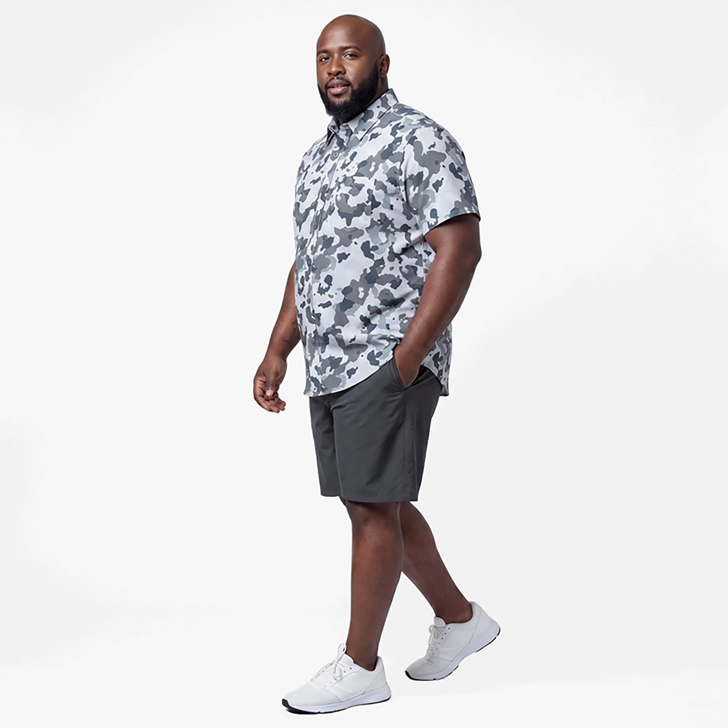 Magellan Outdoors Men's Shore and Line Washed Out Pocket Button-Down Fishing Shirt - view number 3