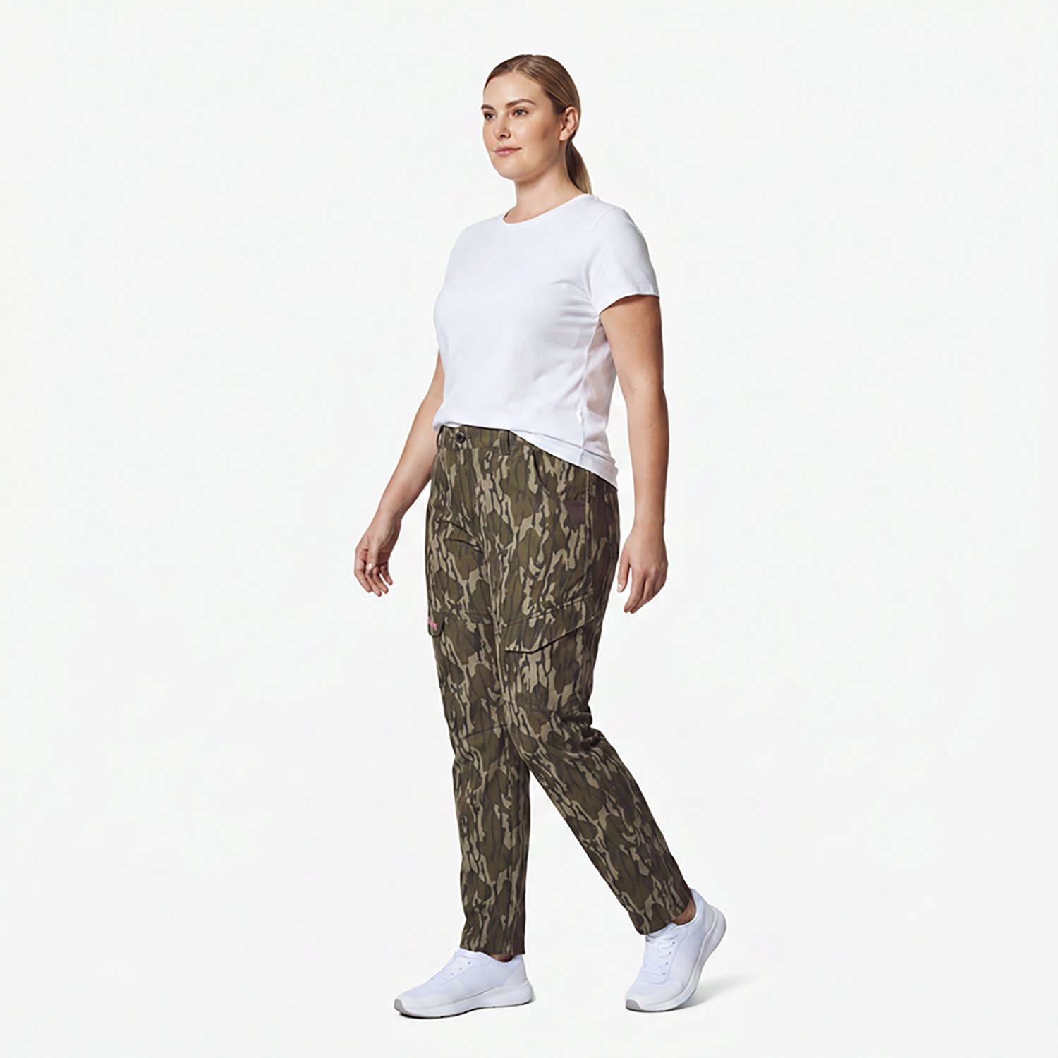 Magellan Outdoors Hunt Gear Women's Stonewell 7-Pocket Twill Cargo Pants - view number 3