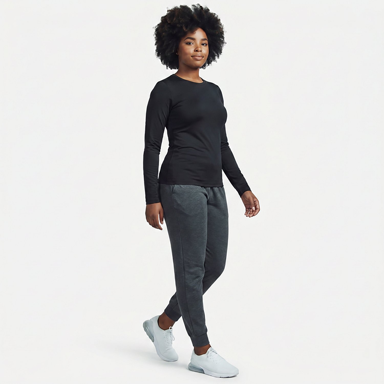 Magellan Outdoors Women’s Thermal Stretch Crew Baselayer Top - view number 3