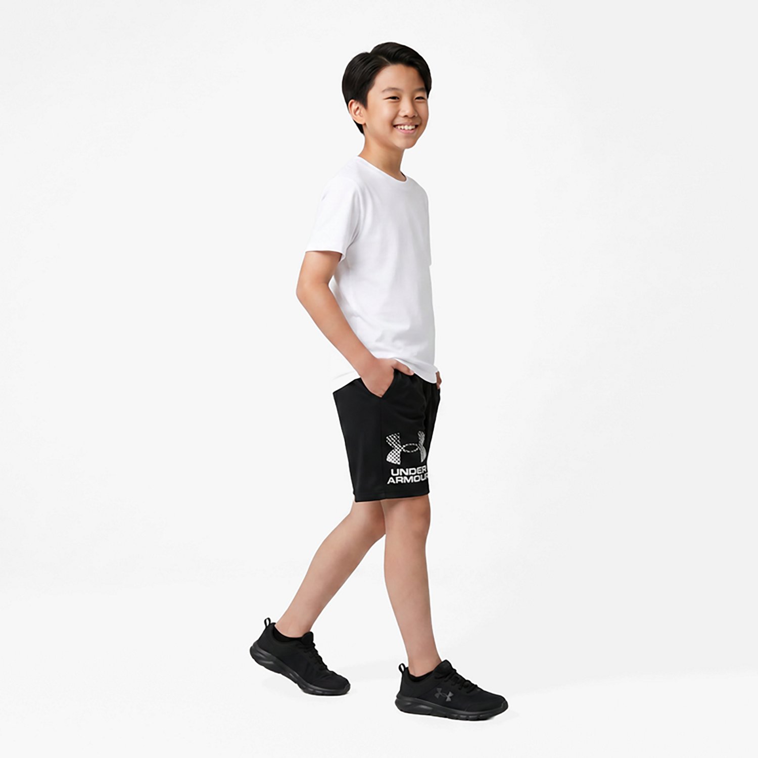 Under Armour Boys' Tech Logo 7 Shorts