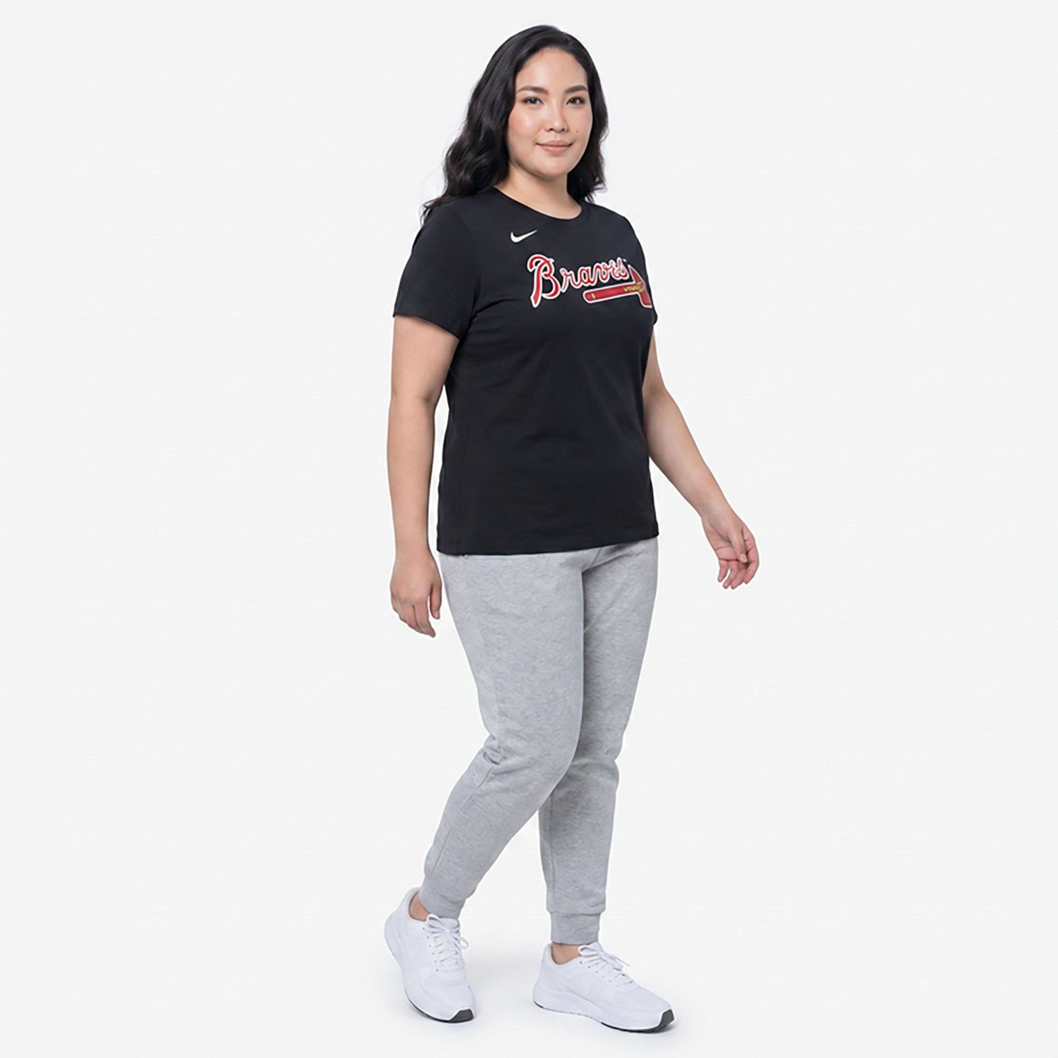 Nike Women’s Atlanta Braves Fuse Wordmark Graphic T-shirt