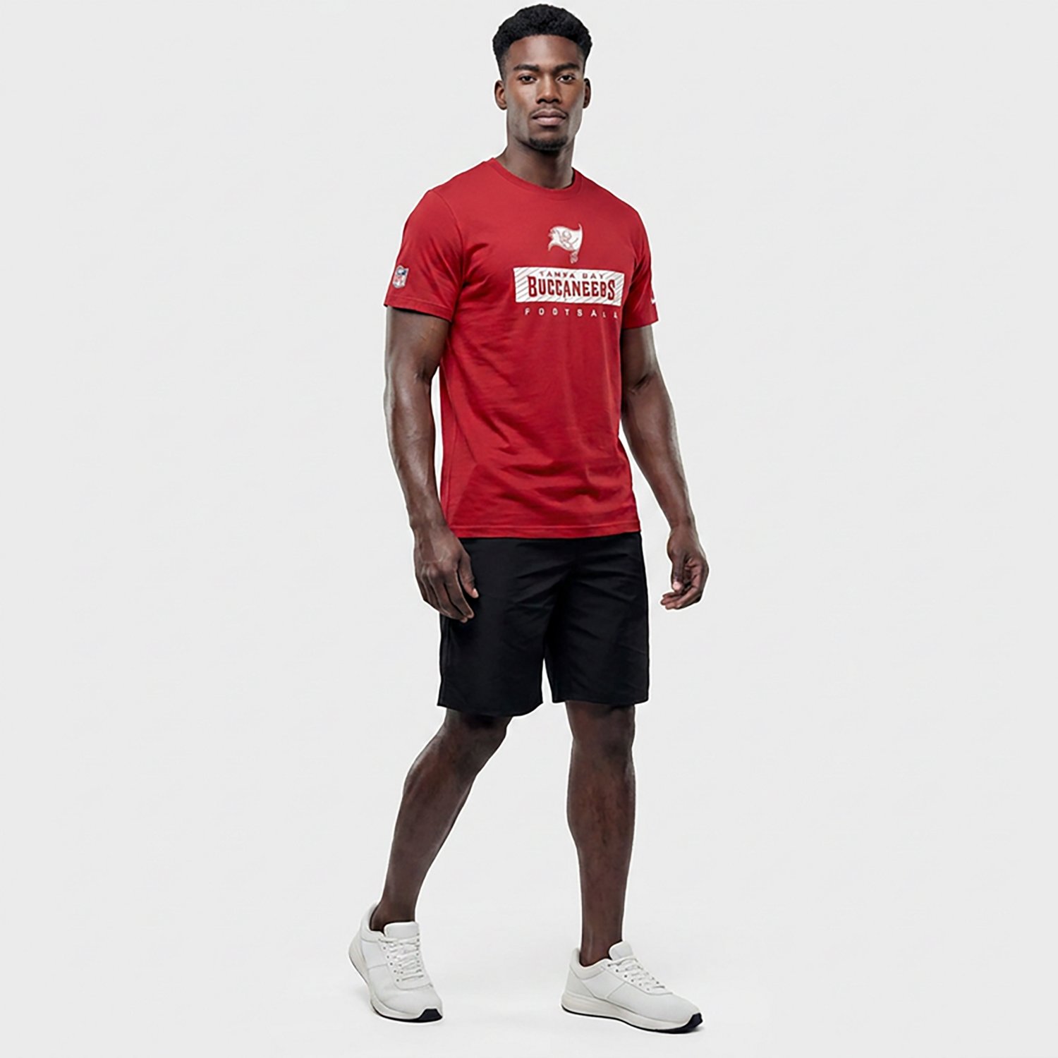 Nike Men's Buccaneers DF Team Issue T-shirt - view number 3