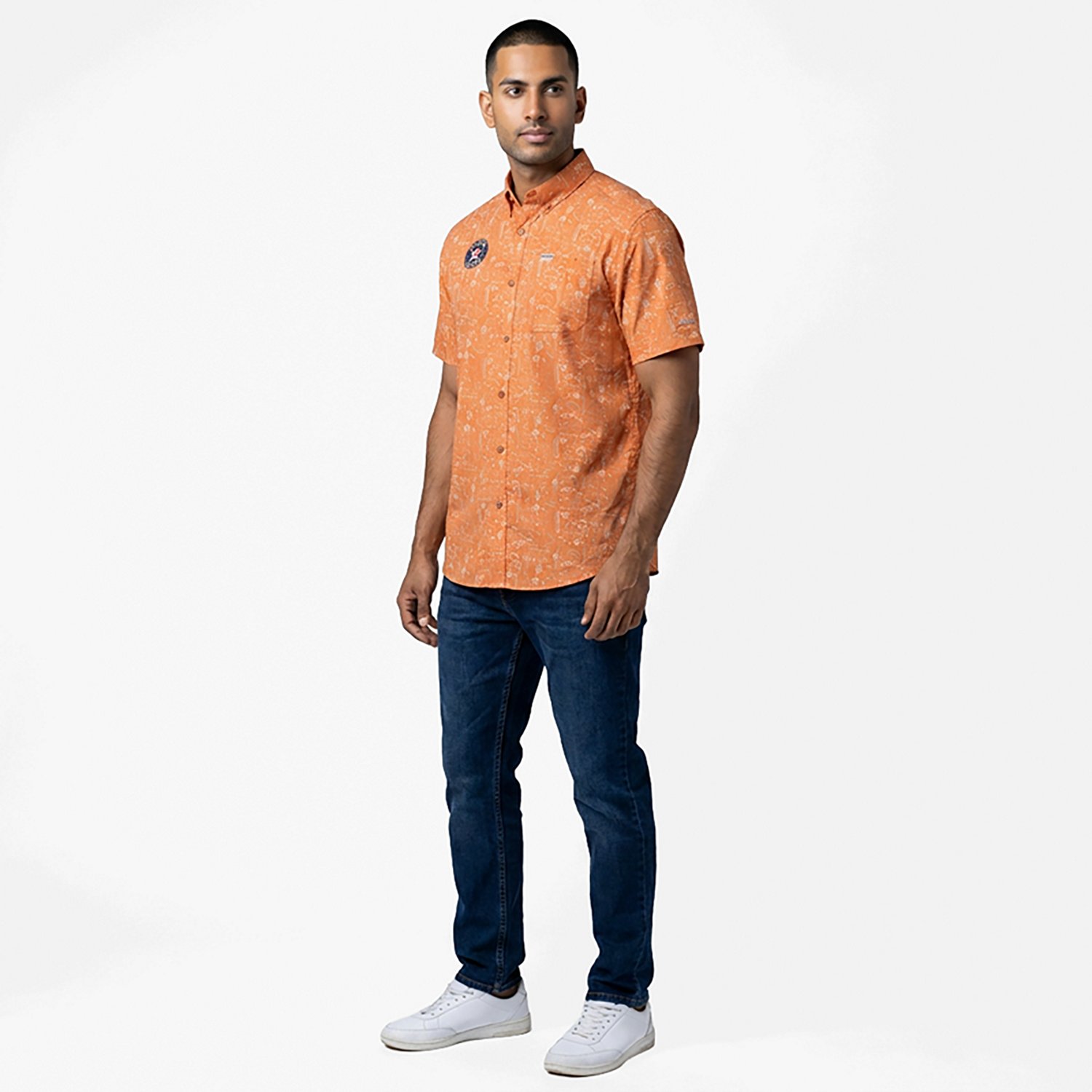 Columbia Sportswear Men's Houston Astros Fish Fan Print Super Slack Tide Button Down Shirt - view number 2