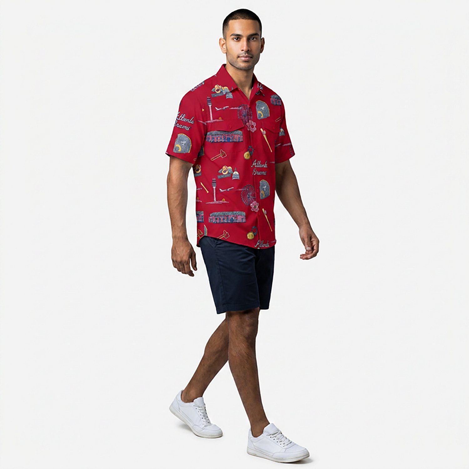 Antigua Men's Atlanta Braves Landmark Woven Short Sleeve Fishing Shirt