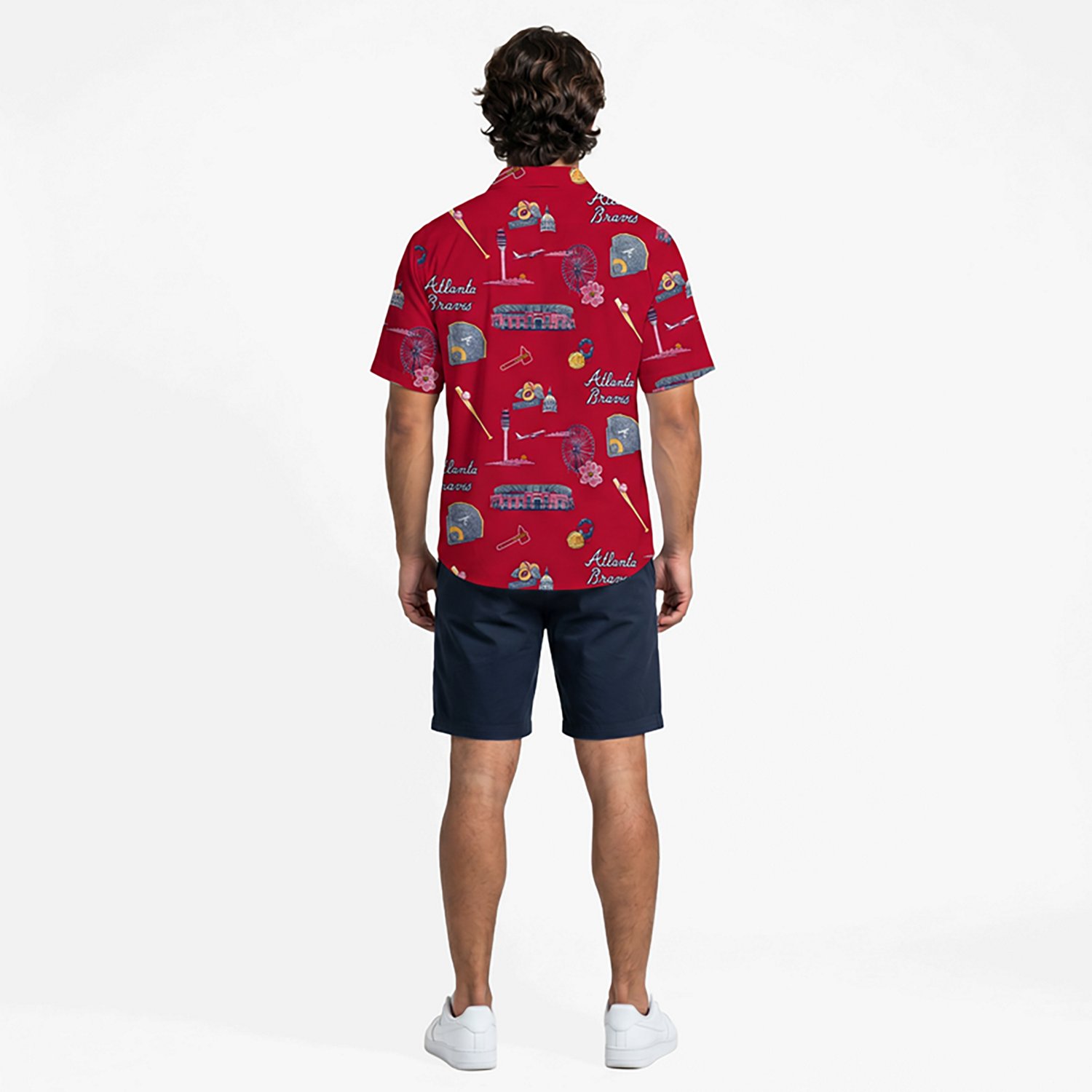 Antigua Men's Atlanta Braves Landmark Woven Short Sleeve Fishing Shirt