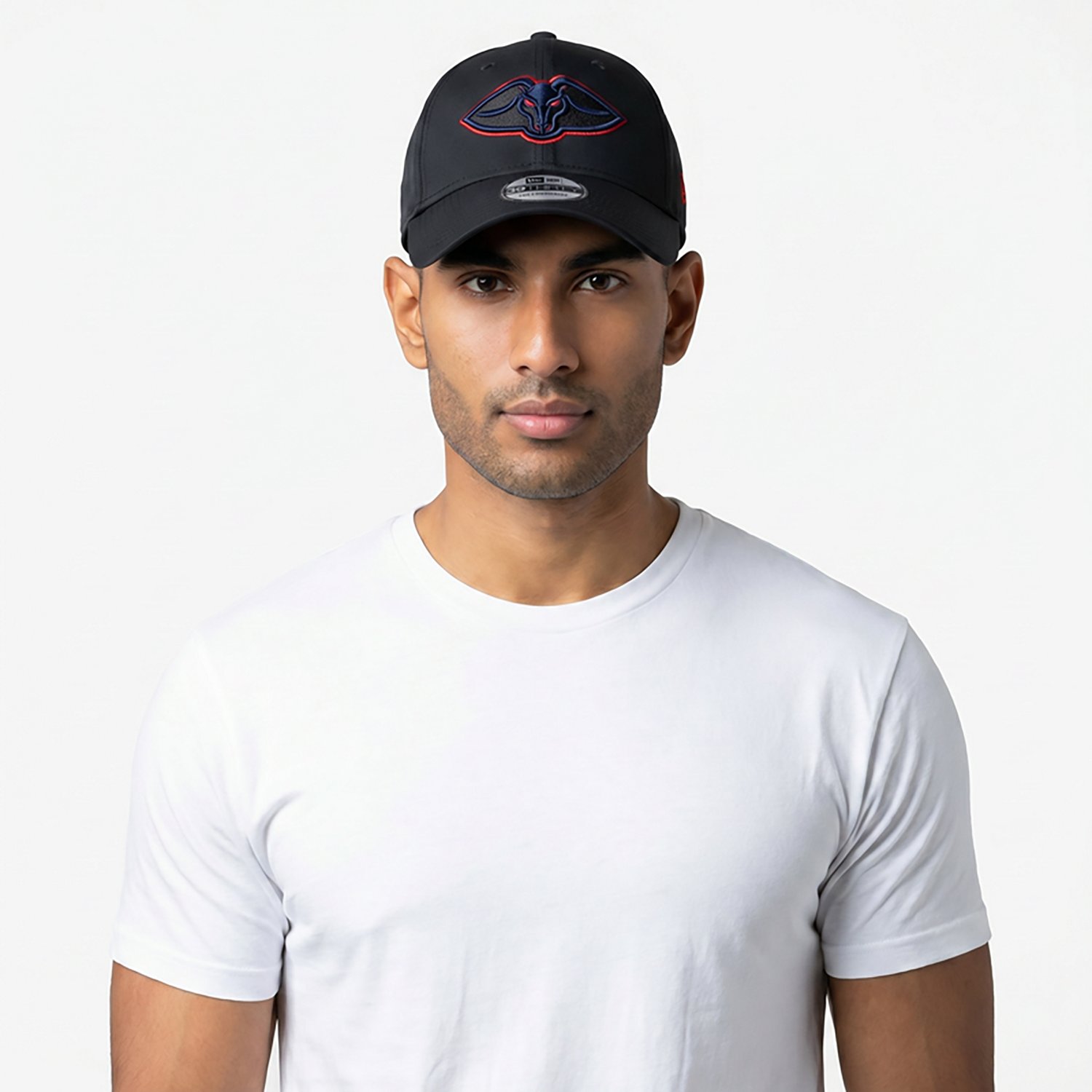 New Era Men's Pelicans Night Black 39THIRTY Cap - view number 2