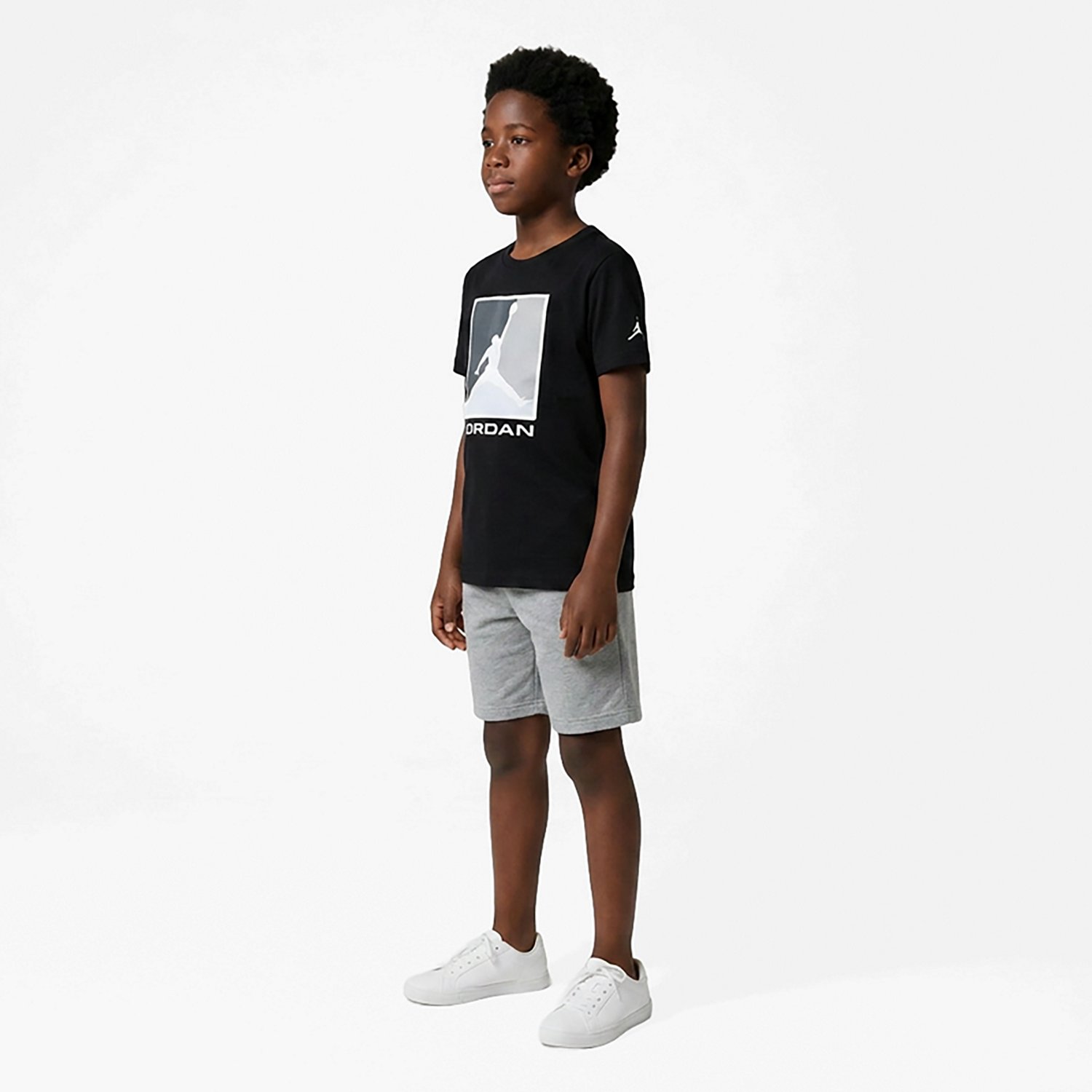 Jordan Boys' Essential 3.0 Short Sleeve T-shirt - view number 2