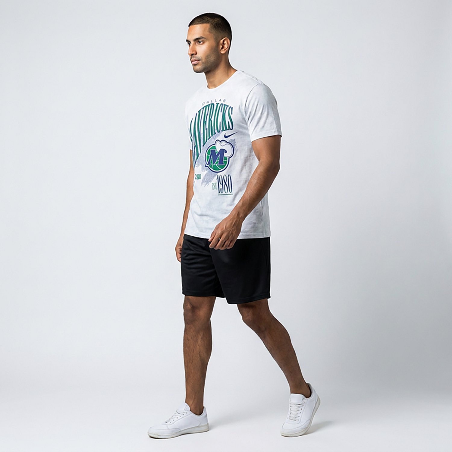 Nike Men's Dallas Mavericks Hardwood Classic Ringer Short Sleeve T-shirt - view number 3