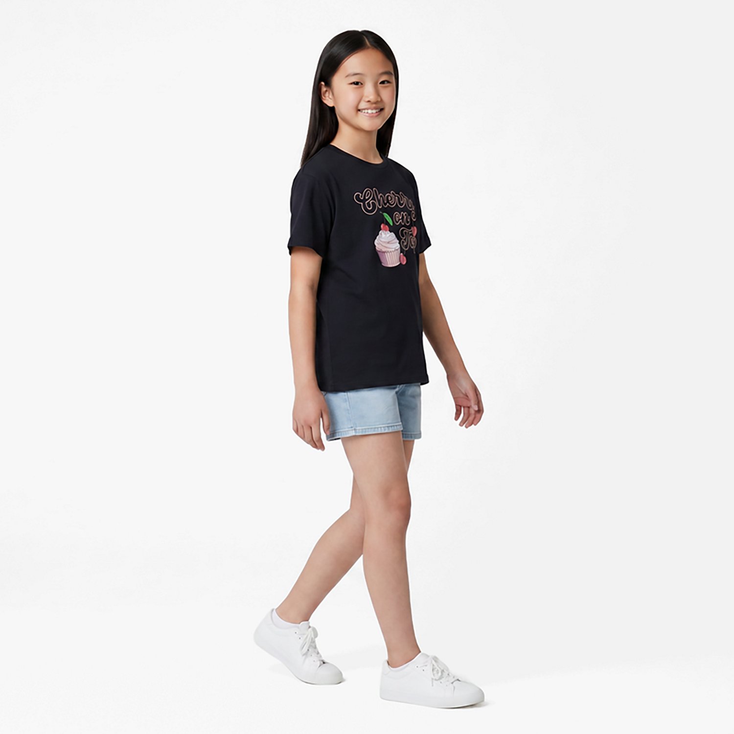 BCG Girls' Cotton Boxy Graphic Short Sleeve T-shirt - view number 3