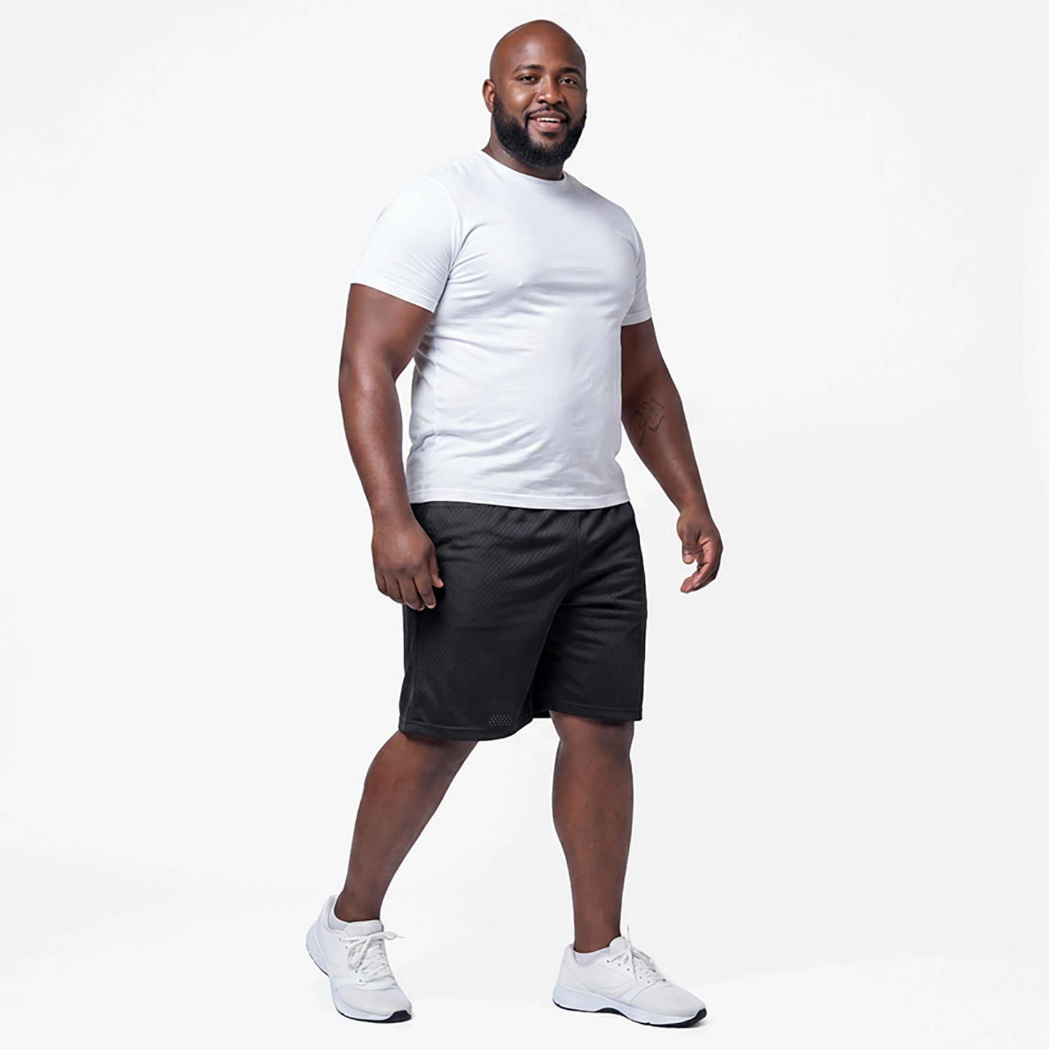 BCG Men's Port Mesh Short 7"