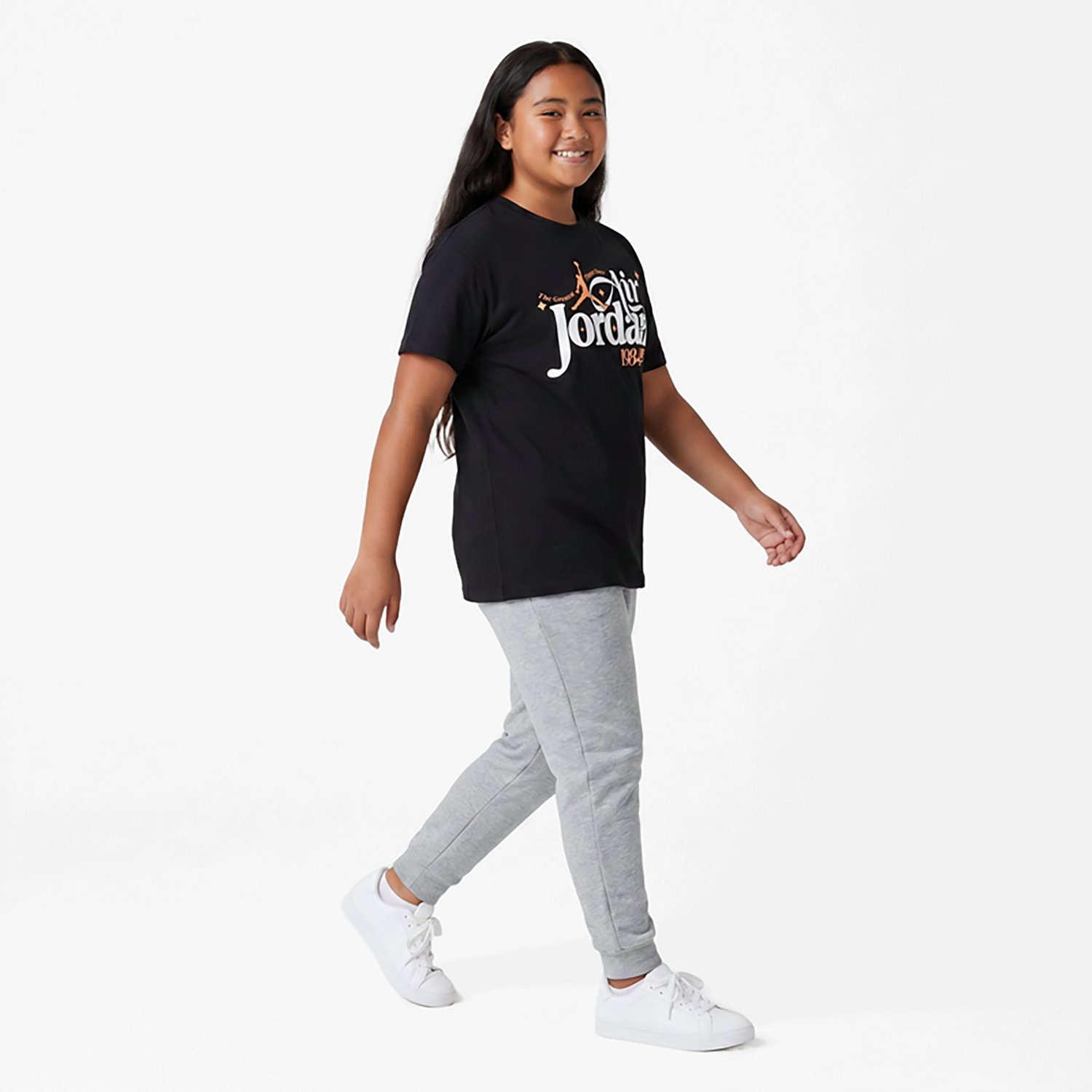 Jordan Girls' 84 Dream Graphic T-shirt