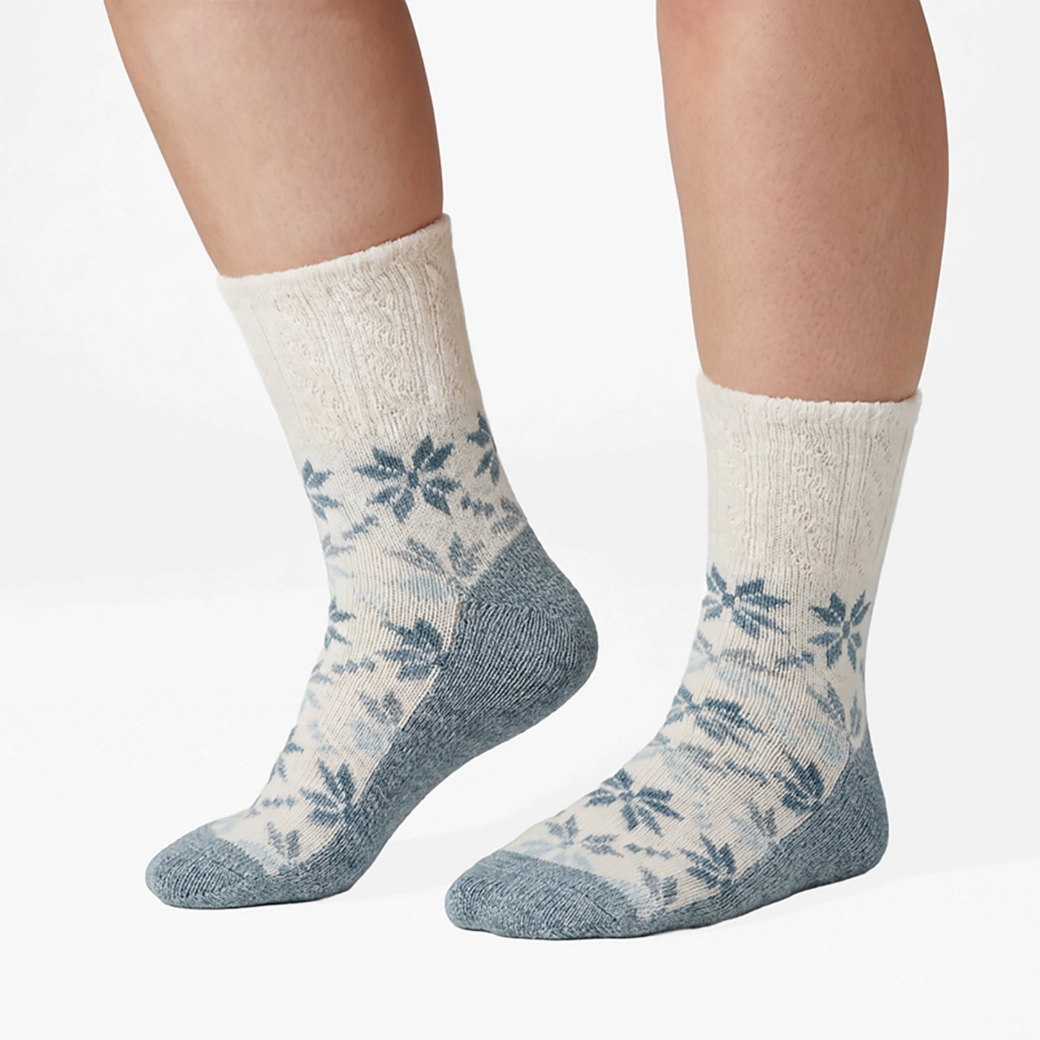 Magellan Outdoors Women's Cold Snap Lodge Crew Socks
