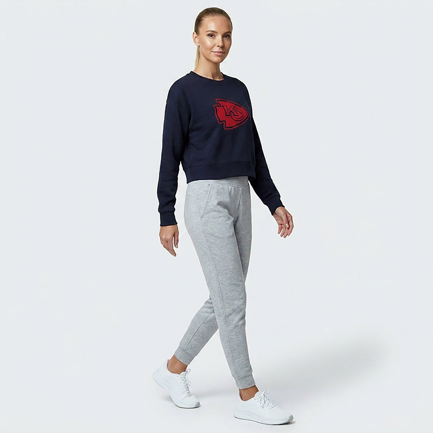 Concepts Sport Women's Chiefs Darby Long Sleeve Crop Top - view number 3
